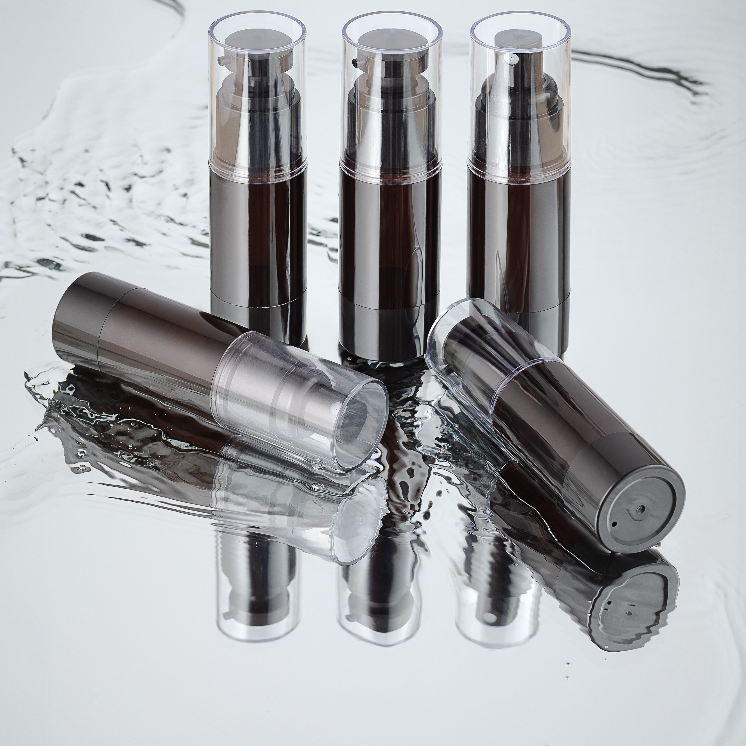 Набор дорожных флаконов Westwood. Предметный фотограф Северова Екатерина | Профессиональная предметная съёмка фото и видео в Санкт-Петербурге