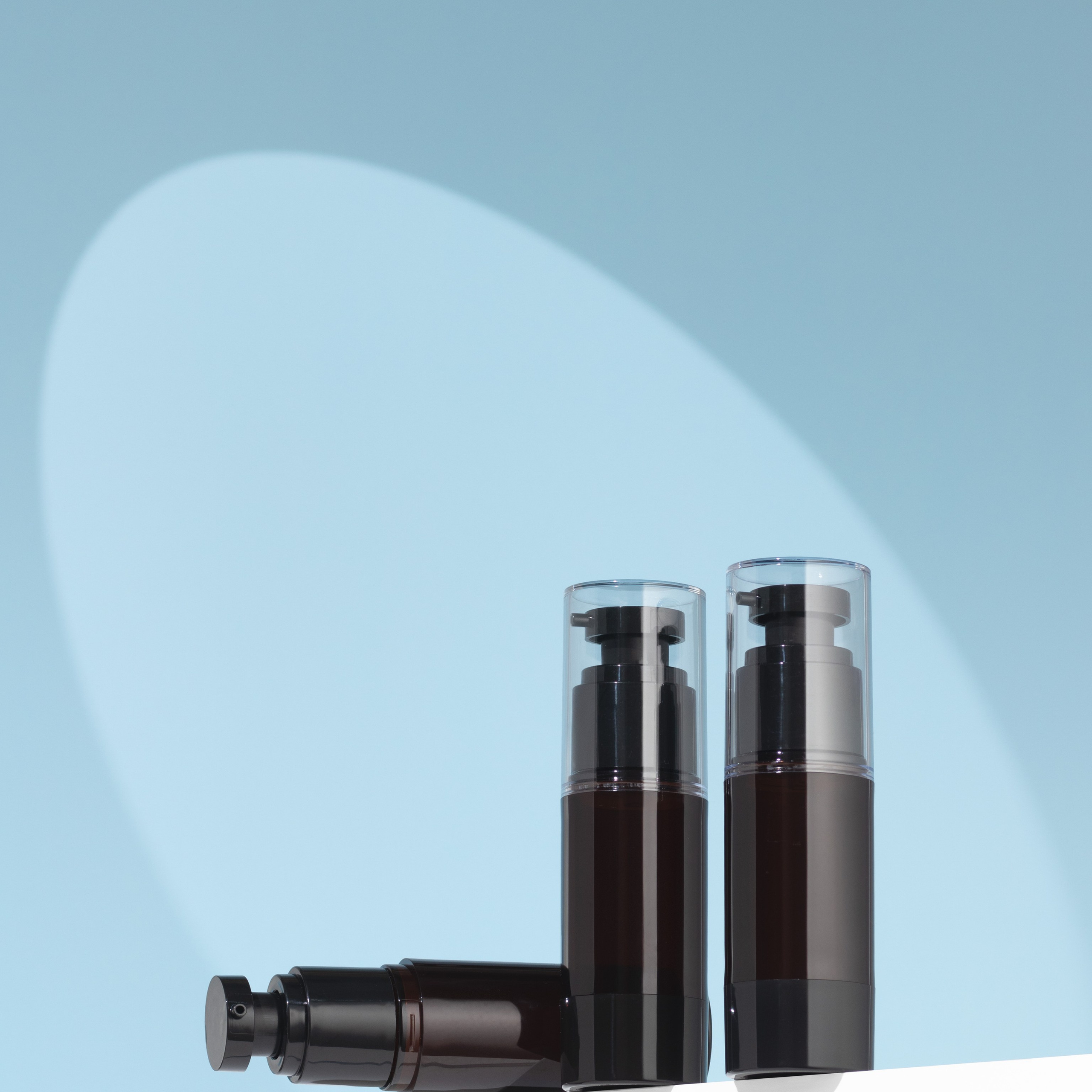 Набор дорожных флаконов Westwood. Предметный фотограф Северова Екатерина | Профессиональная предметная съёмка фото и видео в Санкт-Петербурге