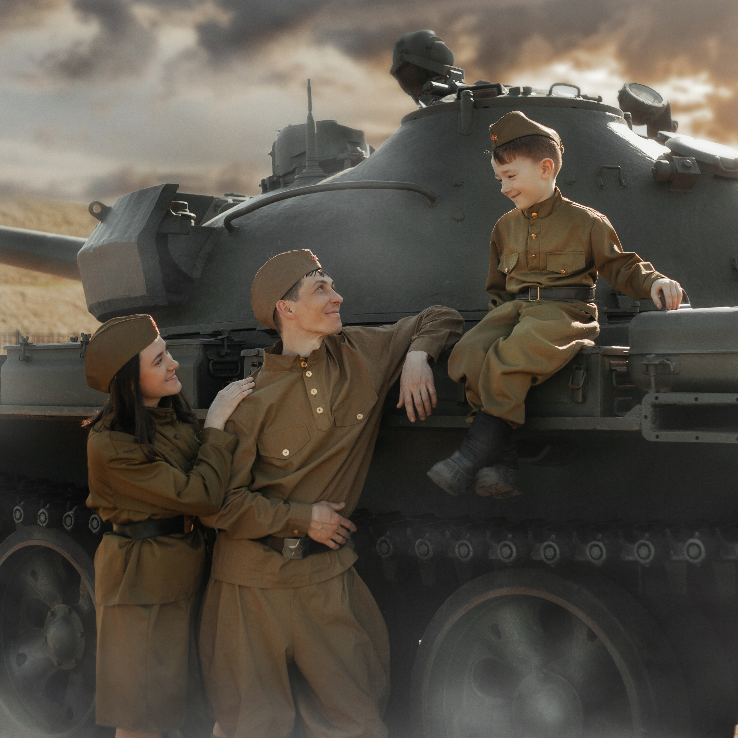 Семейная съёмка ко Дню Победы