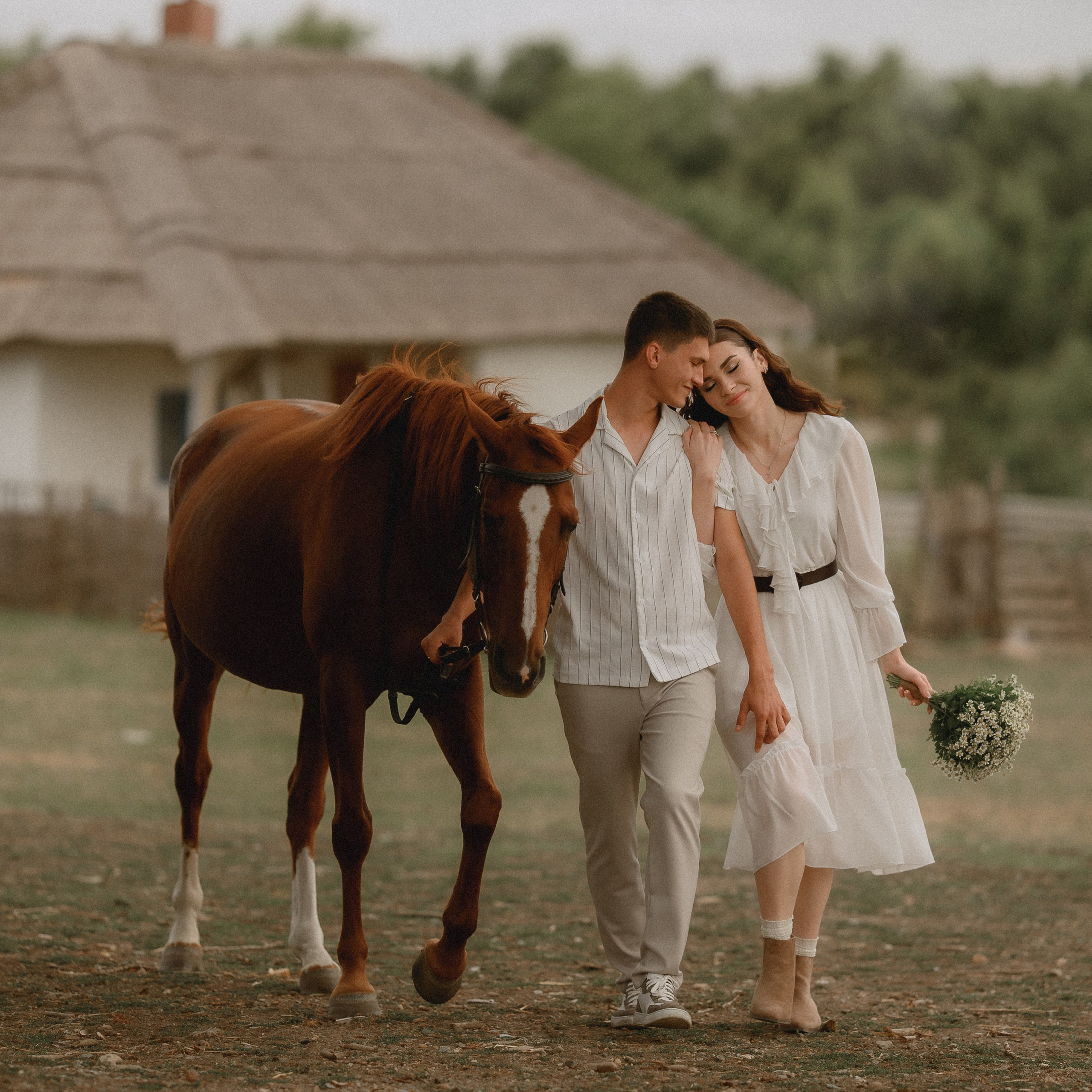 Настя и Никита. Прогулка