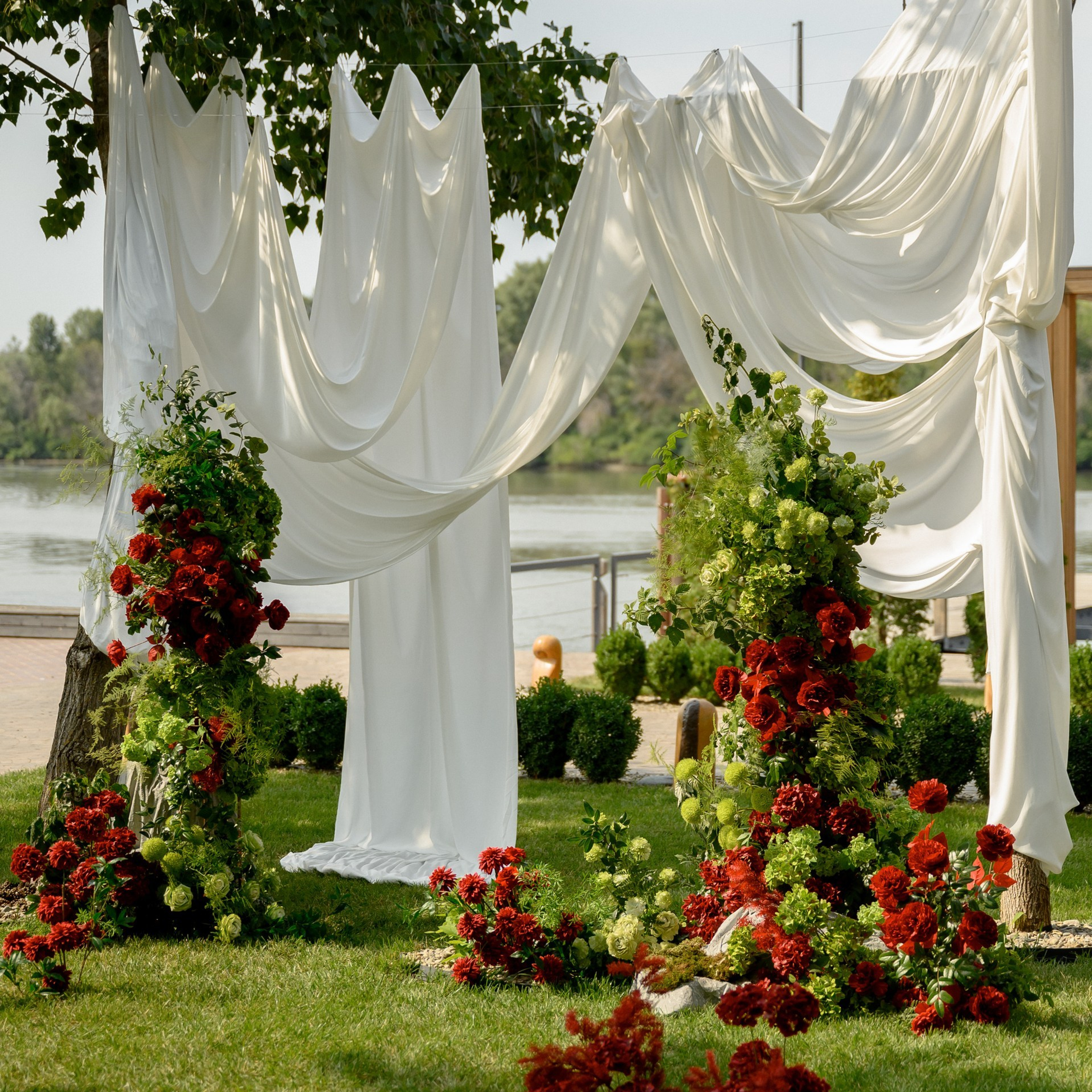 Свадебная церемония и выездная регистрация в Ростове-на-Дону от NOVIKOVA EVENT DOM