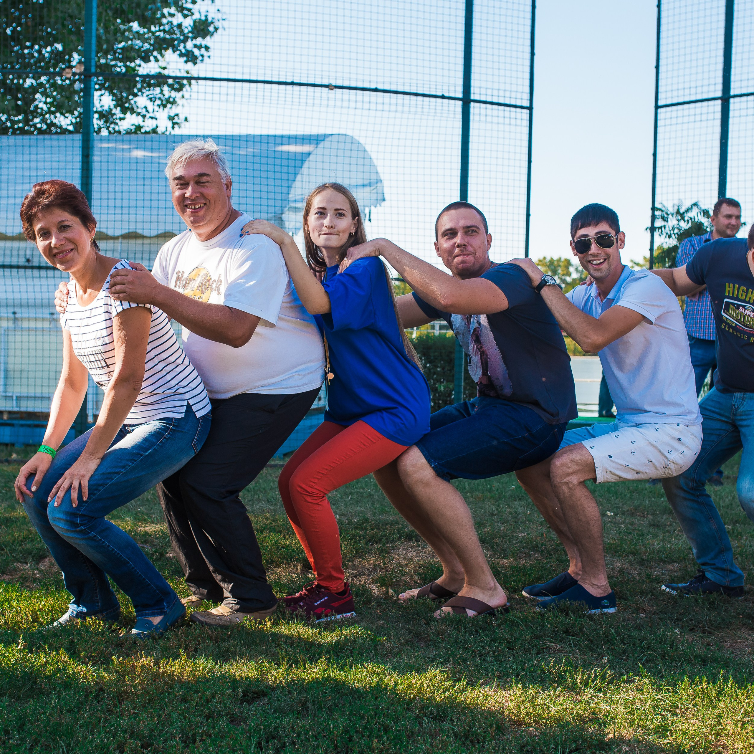 Тимбилдинг в Ростове-на-Дону: команда участвует в активной командной игре на свежем воздухе