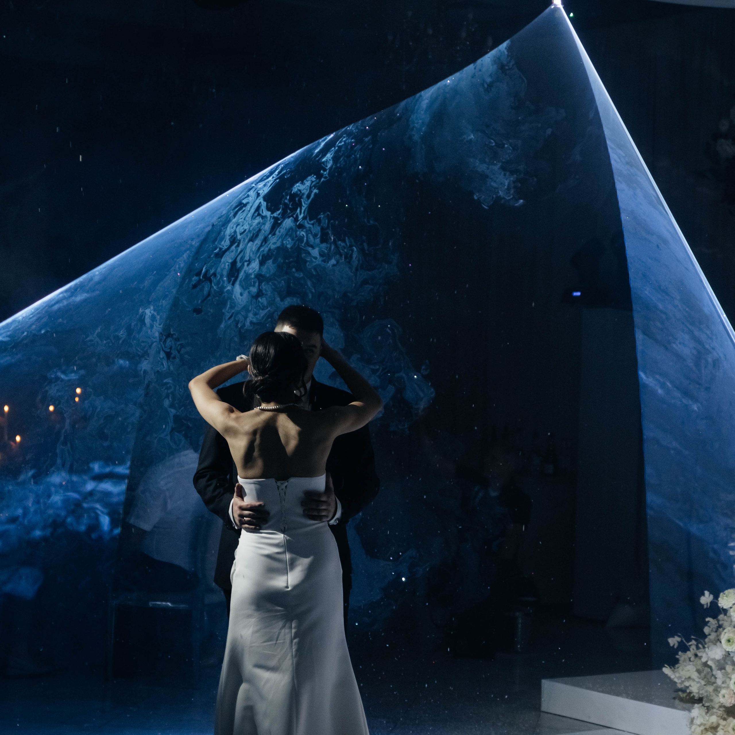 Свадебный банкет в Ростове-на-Дону — оформление и организация NOVIKOVA EVENT DOM. Эффектный первый танец молодожёнов в Ростове-на-Дону — постановка и координация