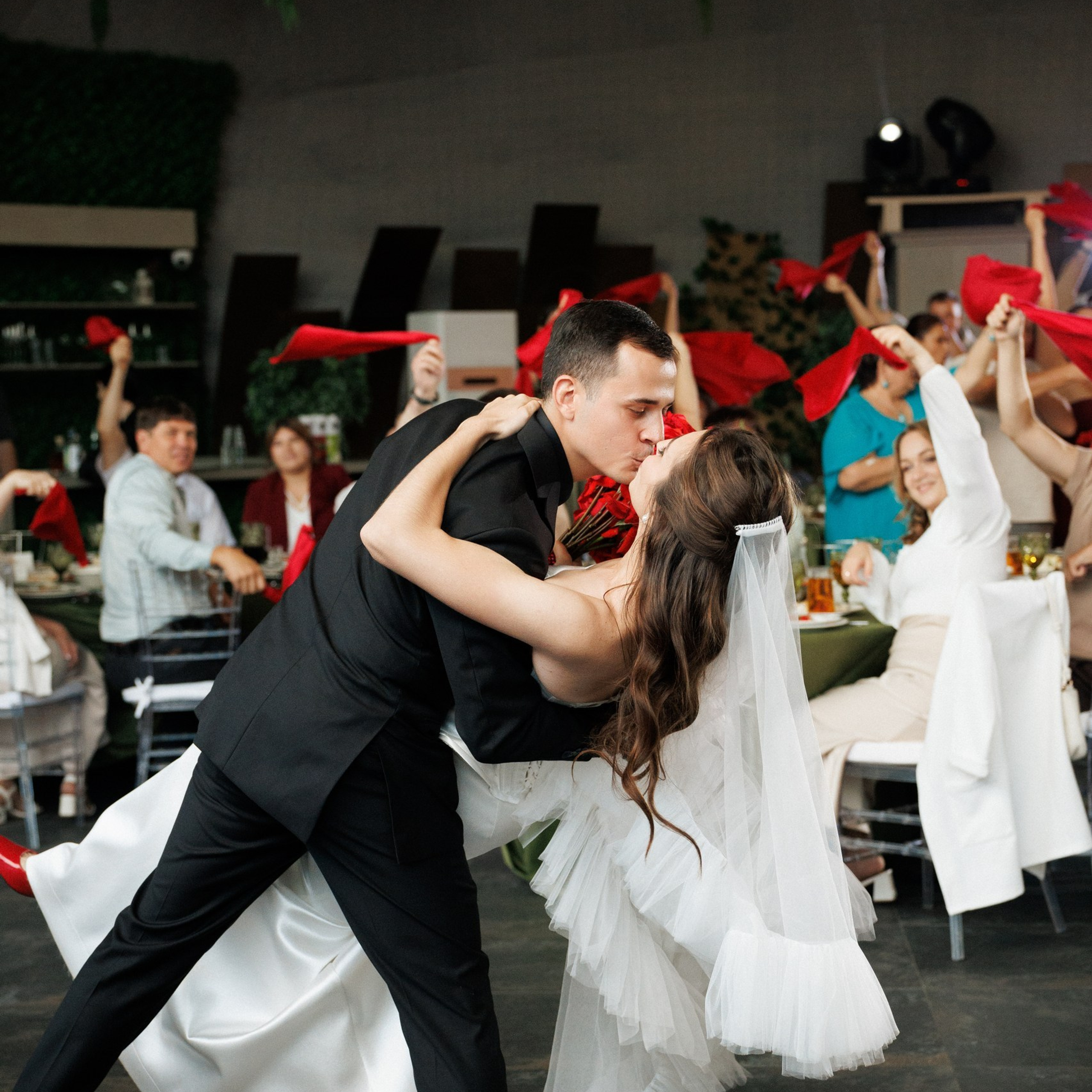 Свадебный банкет в Ростове-на-Дону — оформление и организация NOVIKOVA EVENT DOM