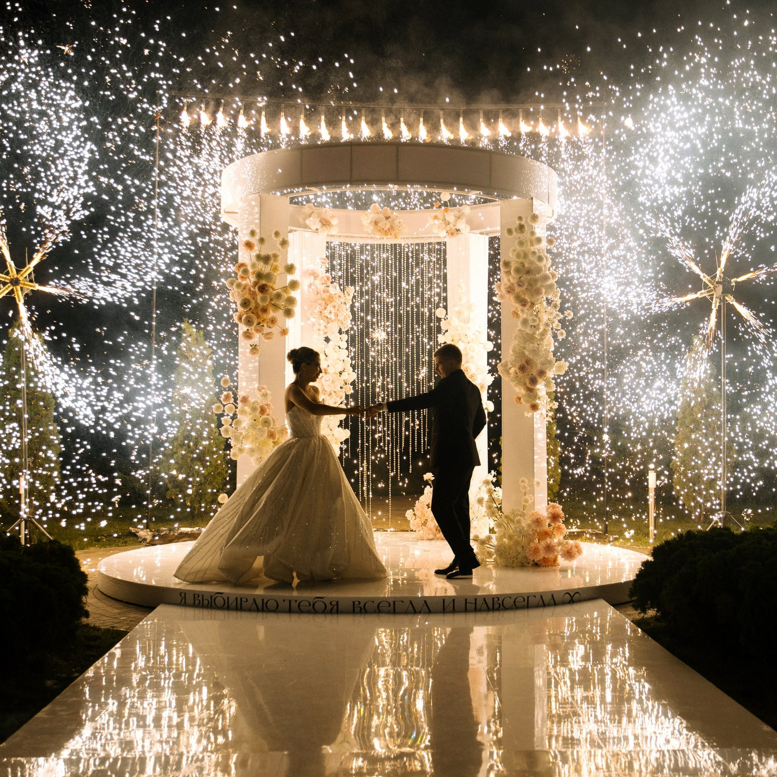 Эффектный свадебный финал в Ростове-на-Дону — организация NOVIKOVA EVENT DOM