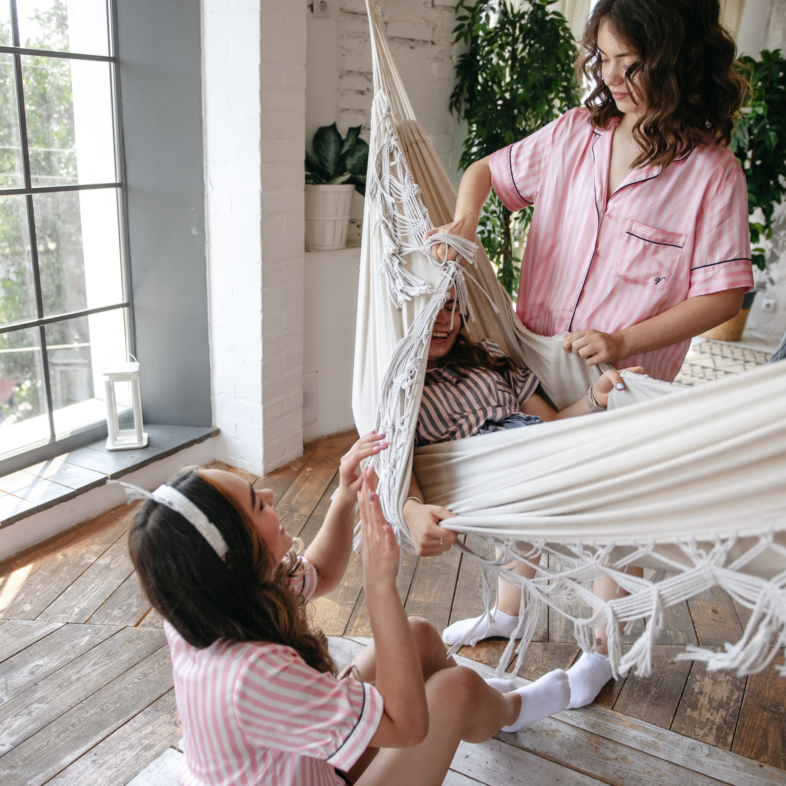 Детский праздник в Ростове-на-Дону: девочки веселятся на пижамной вечеринке