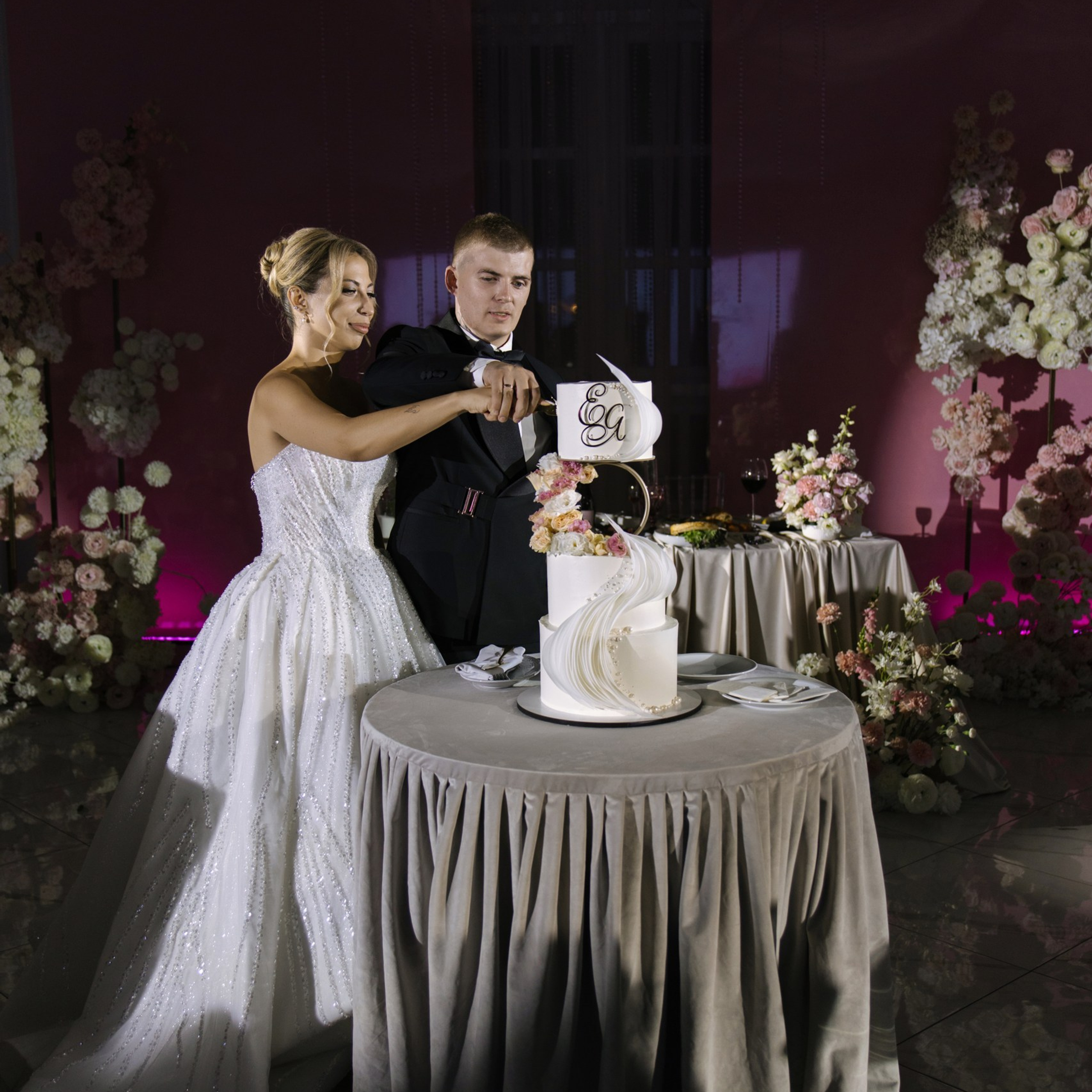 Свадебный банкет в Ростове-на-Дону — оформление и организация NOVIKOVA EVENT DOM