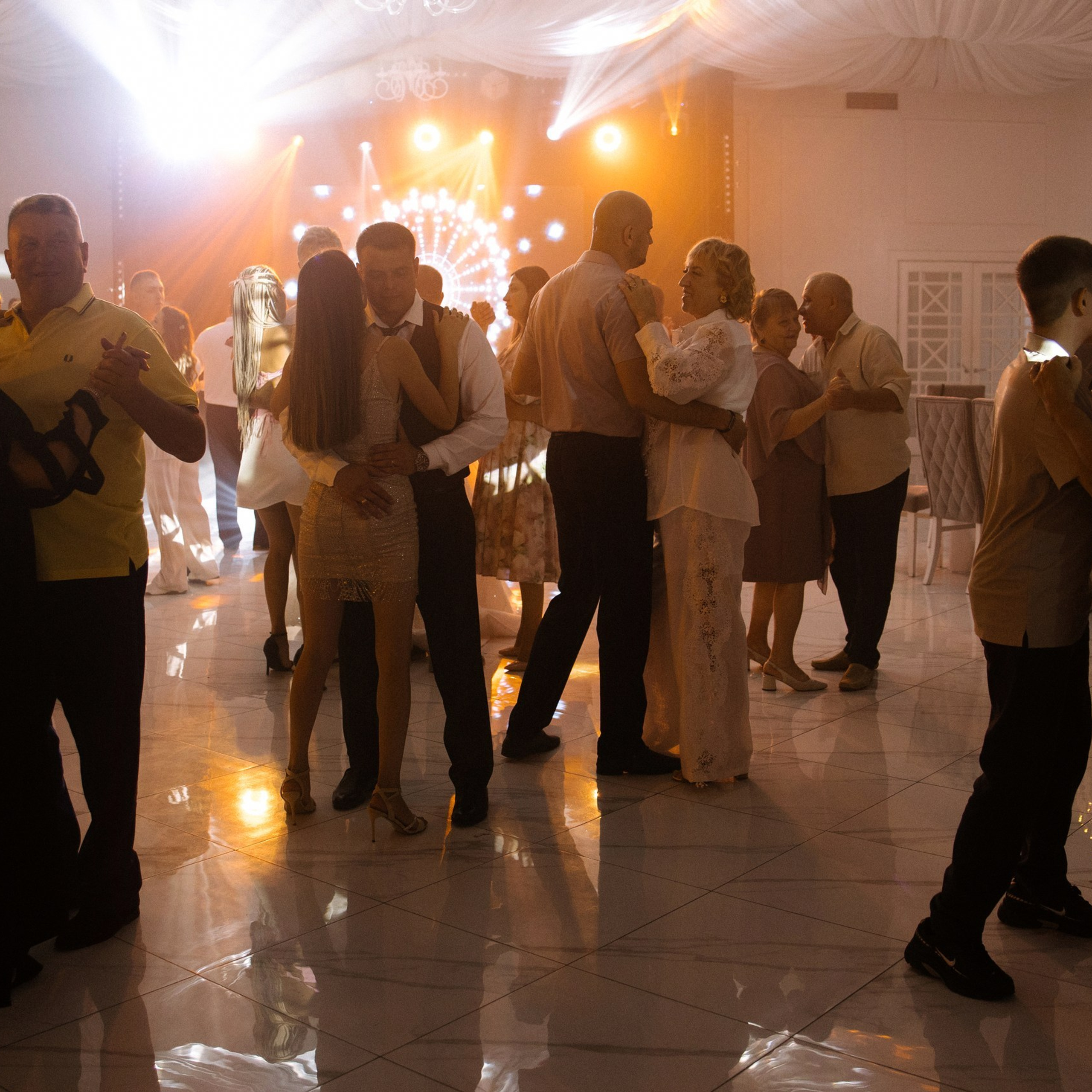 Свадебный банкет в Ростове-на-Дону — оформление и организация NOVIKOVA EVENT DOM