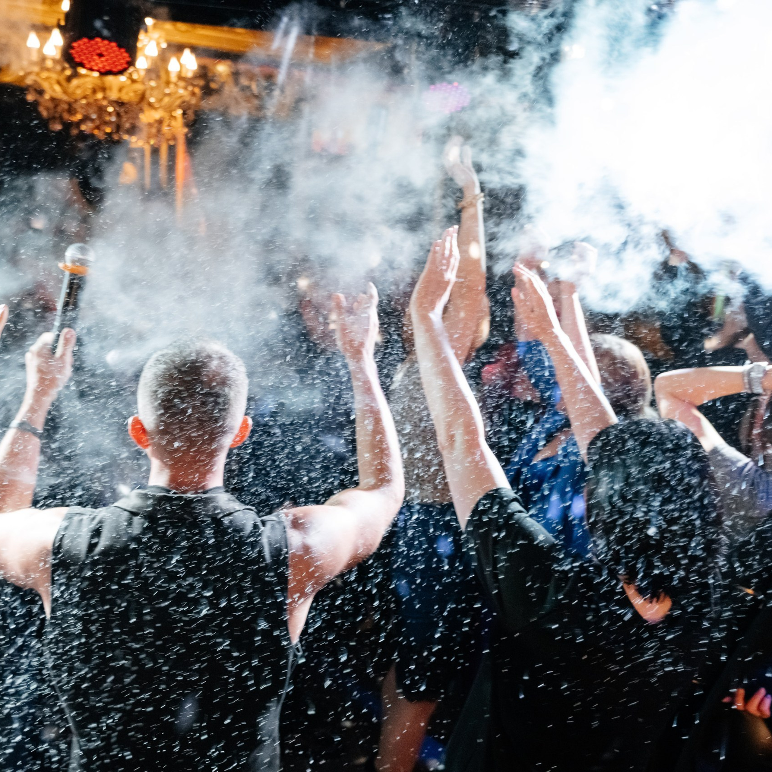 Корпоративное мероприятие в Ростове-на-Дону от Анастасии Новиковой: сотрудники общаются и участвуют в командной активности