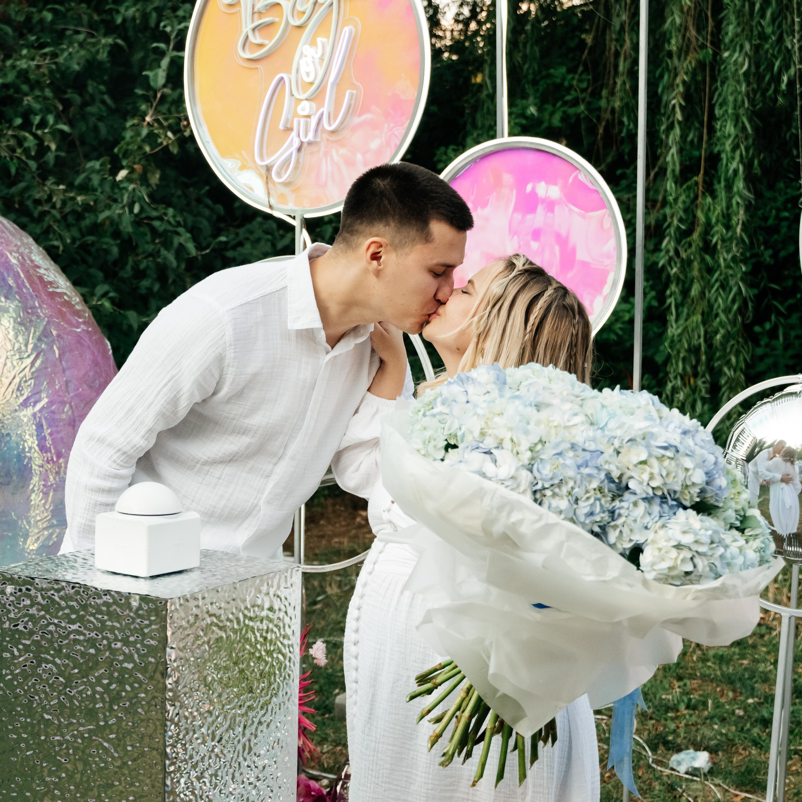 Гендер пати в Ростове-на-Дону: праздничная атмосфера на живописной поляне