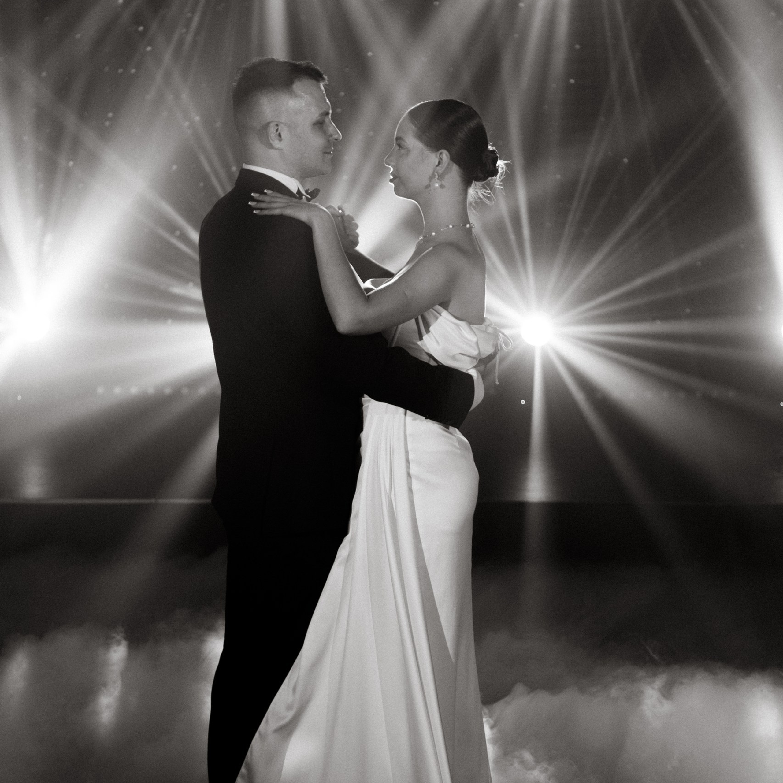 Эффектный первый танец молодожёнов в Ростове-на-Дону — постановка и координация NOVIKOVA EVENT DOM