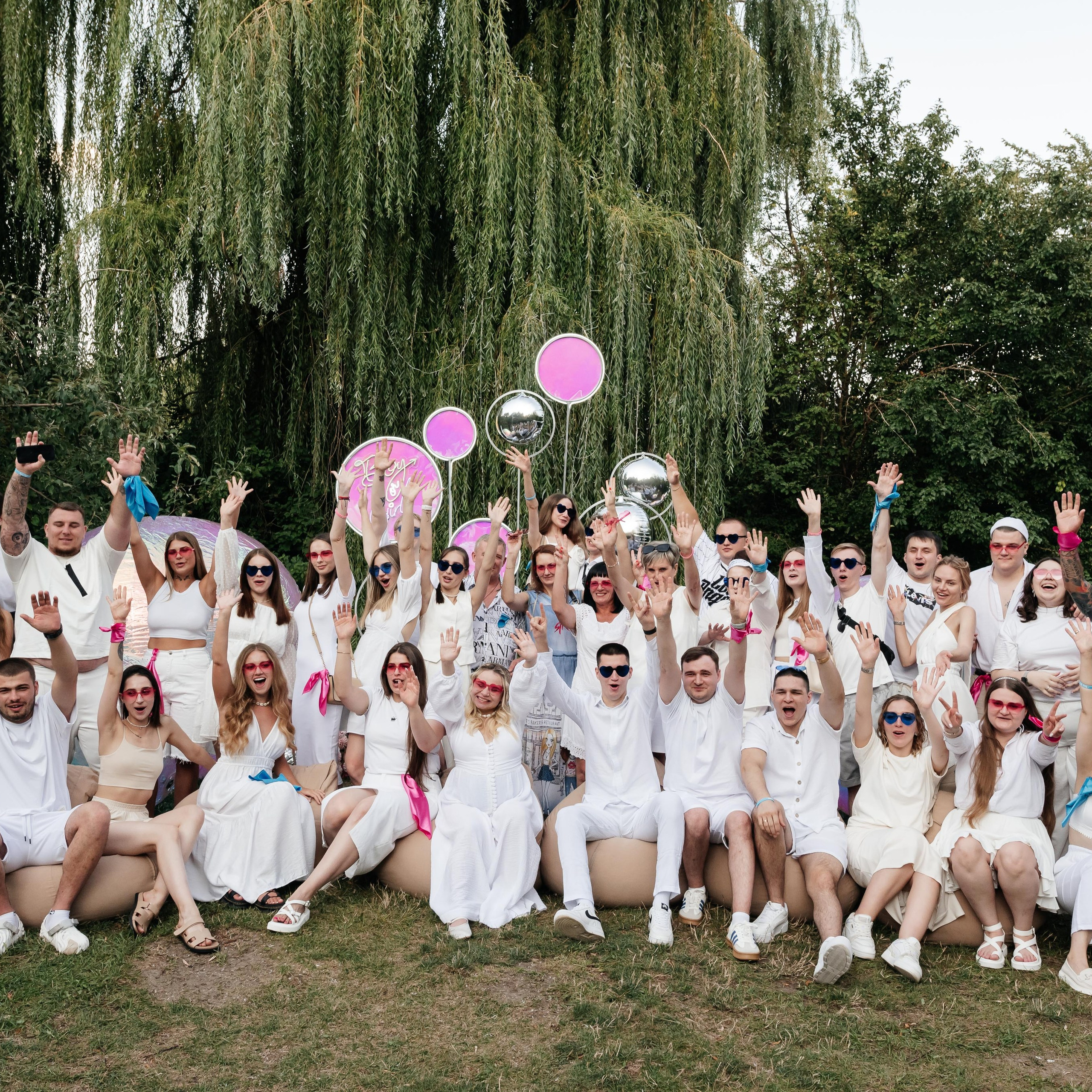 Гендер пати в Ростове-на-Дону: праздничная атмосфера на живописной поляне