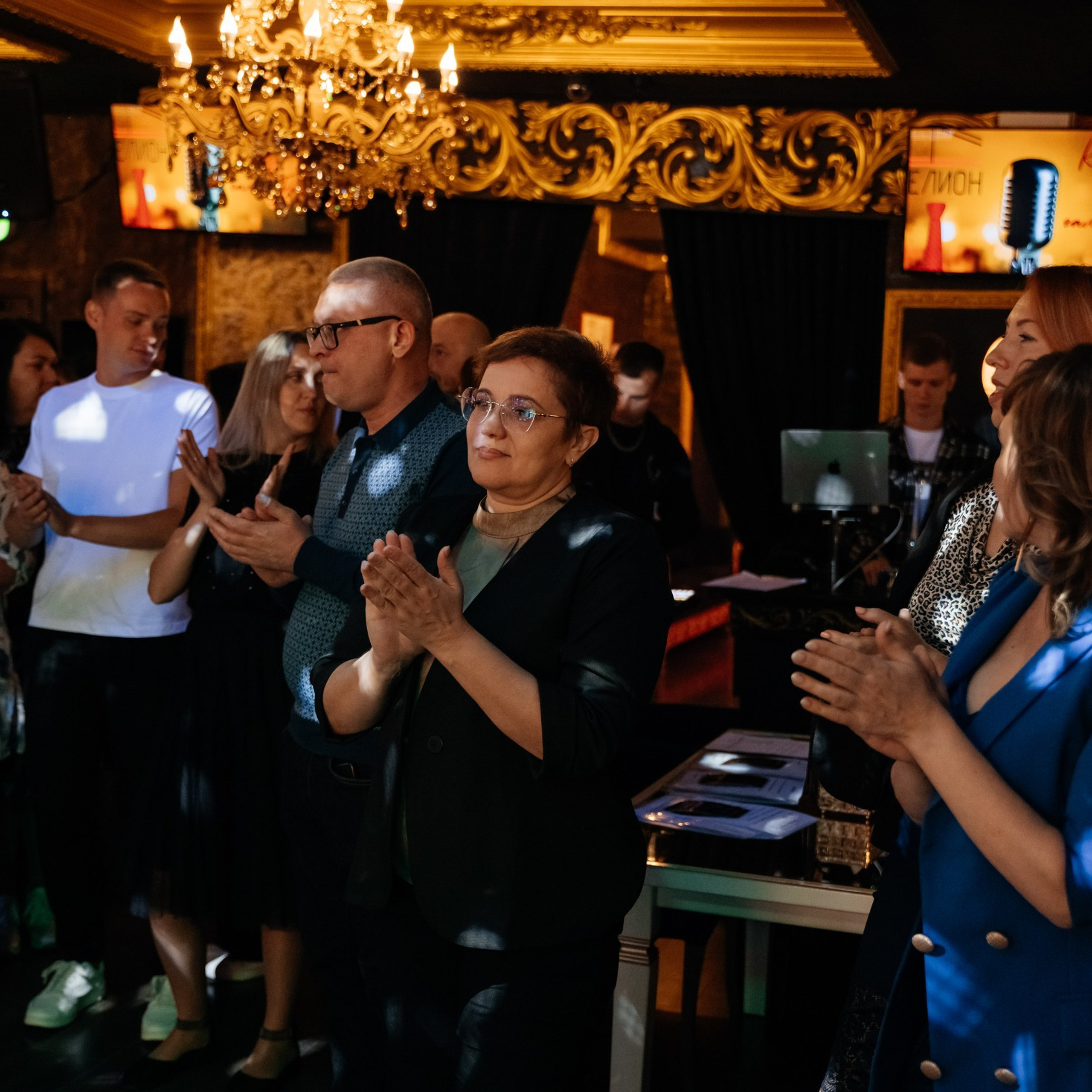 Корпоративное мероприятие в Ростове-на-Дону от Анастасии Новиковой: сотрудники общаются и участвуют в командной активности