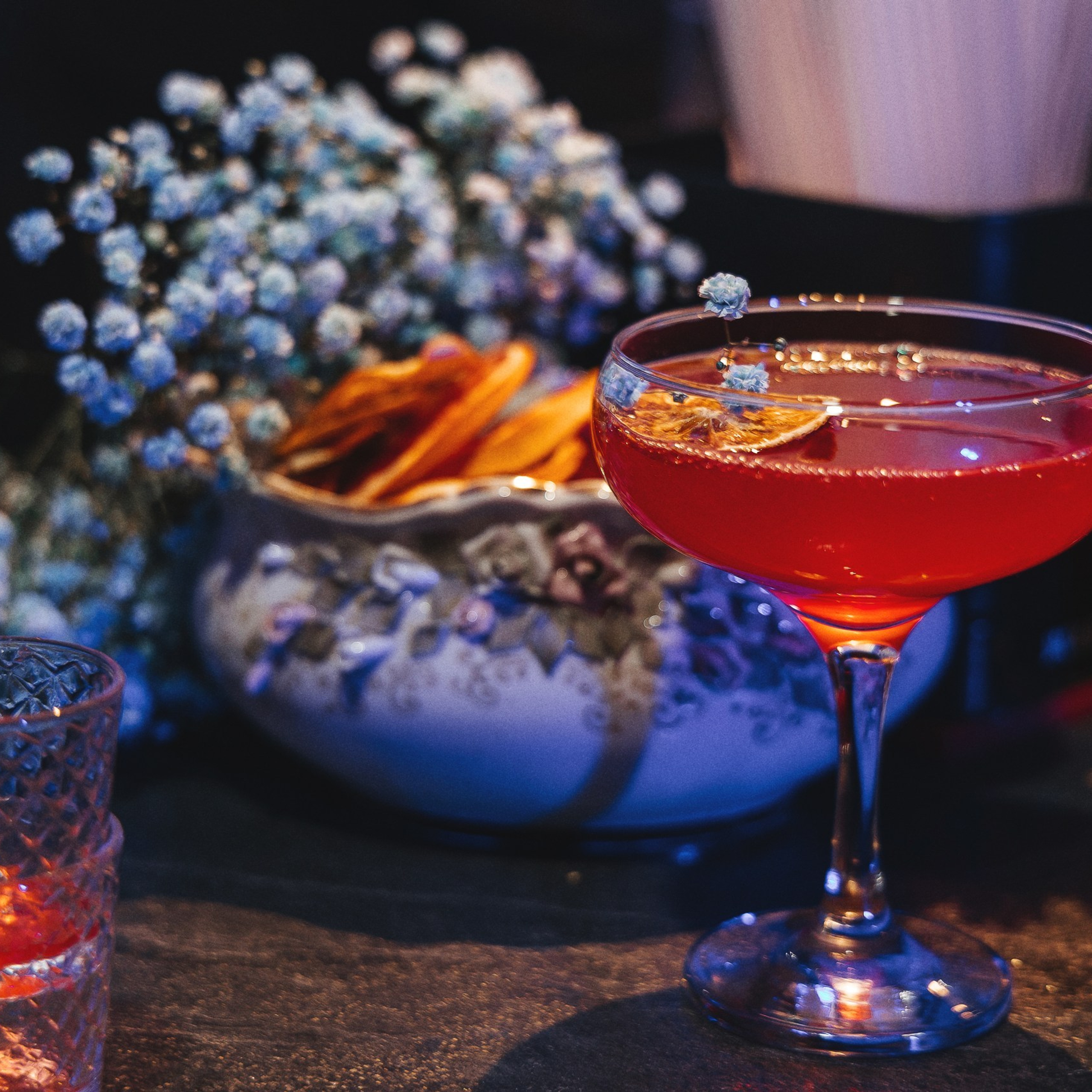 Корпоративное мероприятие в Ростове-на-Дону от Анастасии Новиковой: сотрудники общаются и участвуют в командной активности