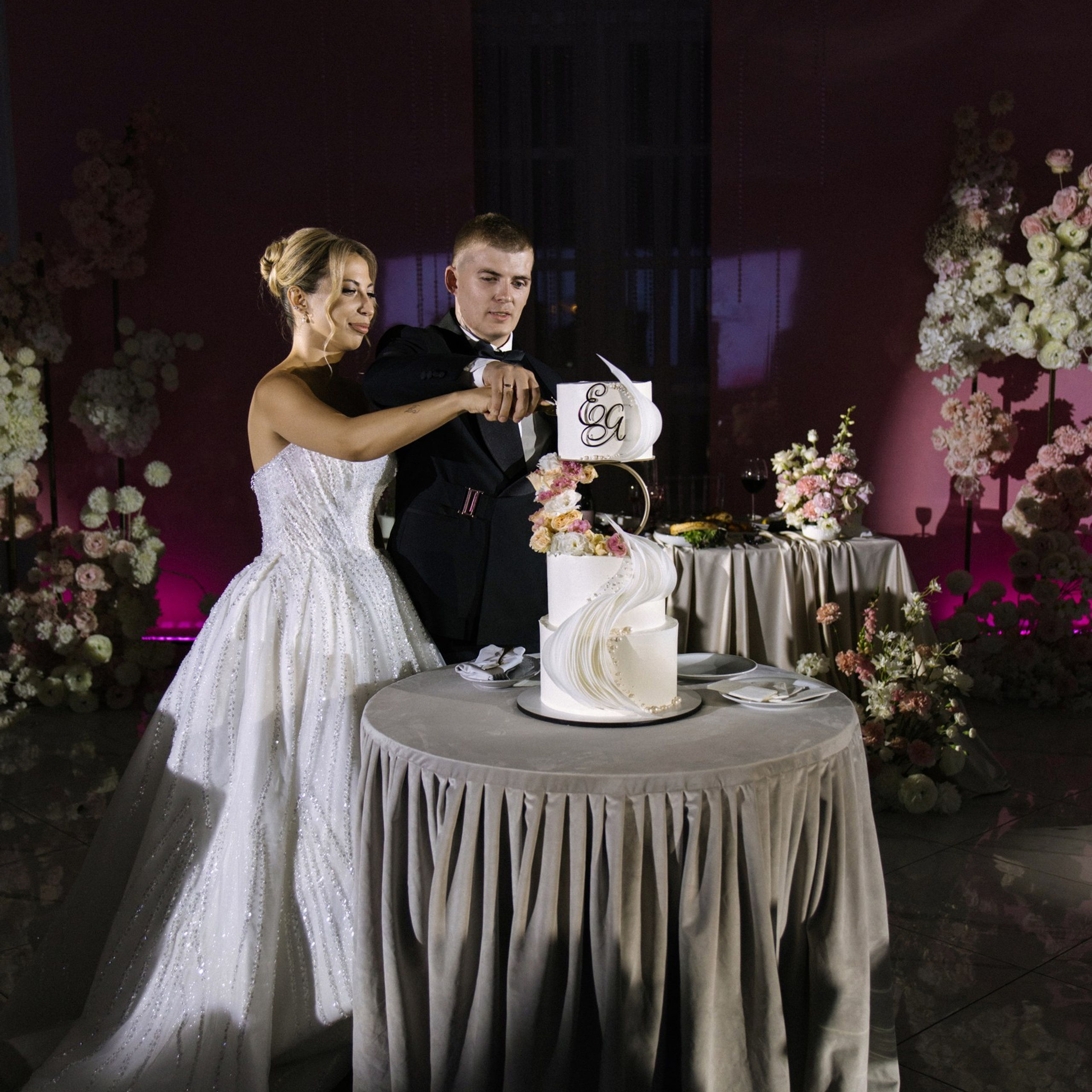 Эффектный свадебный финал в Ростове-на-Дону — организация NOVIKOVA EVENT DOM