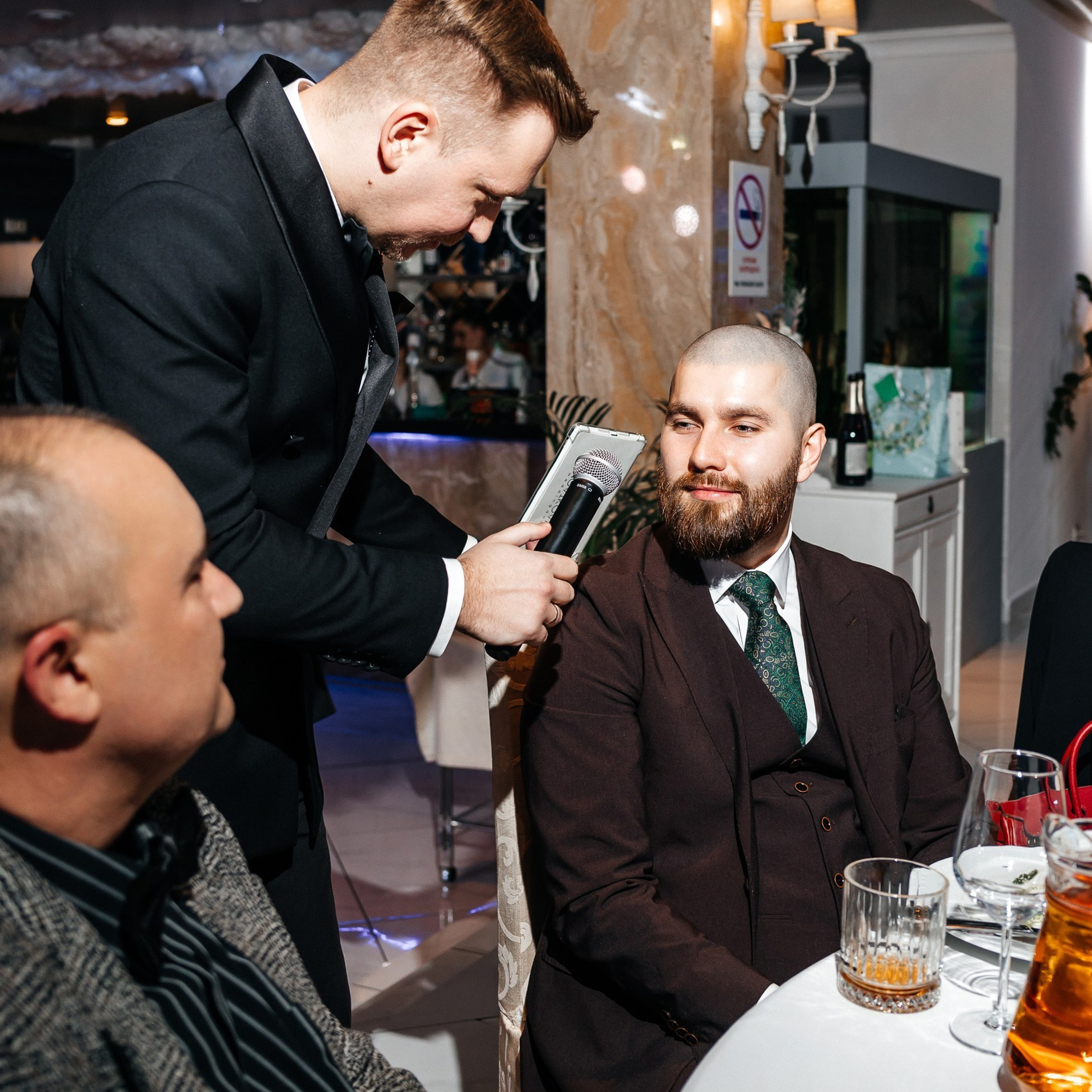 Корпоративное мероприятие в Ростове-на-Дону от Анастасии Новиковой: сотрудники общаются и участвуют в командной активности