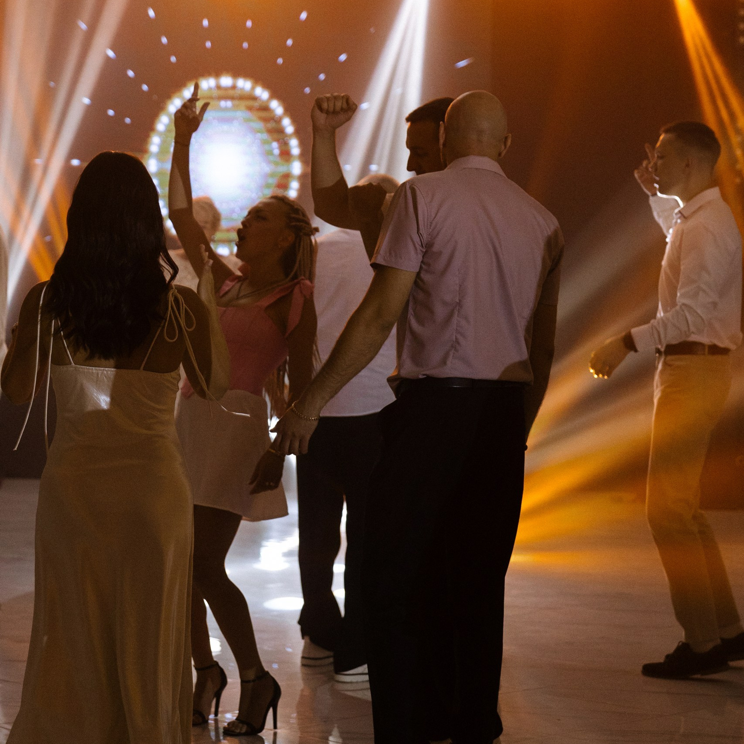 Свадебный банкет в Ростове-на-Дону — оформление и организация NOVIKOVA EVENT DOM