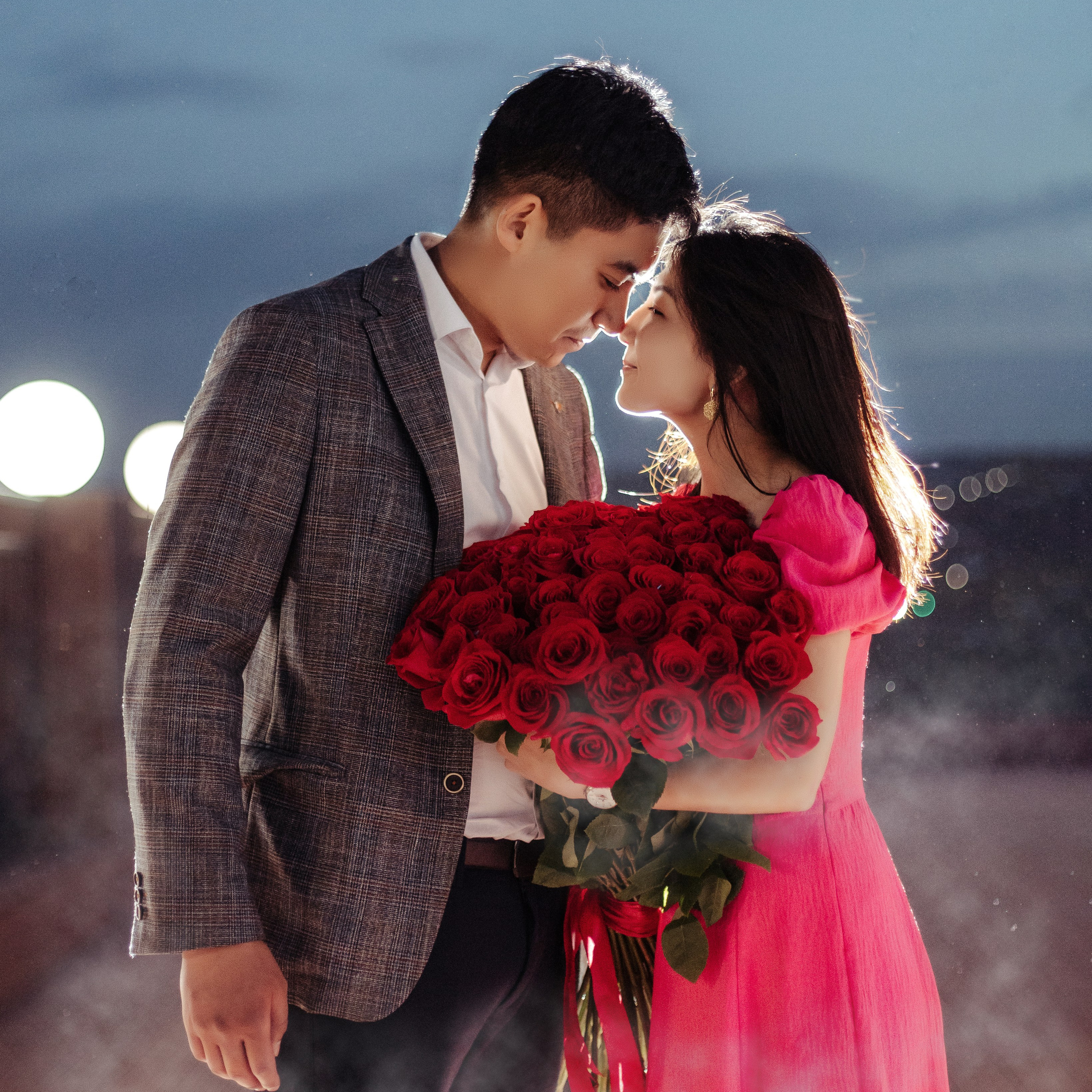 Предложение руки и сердца на крыше