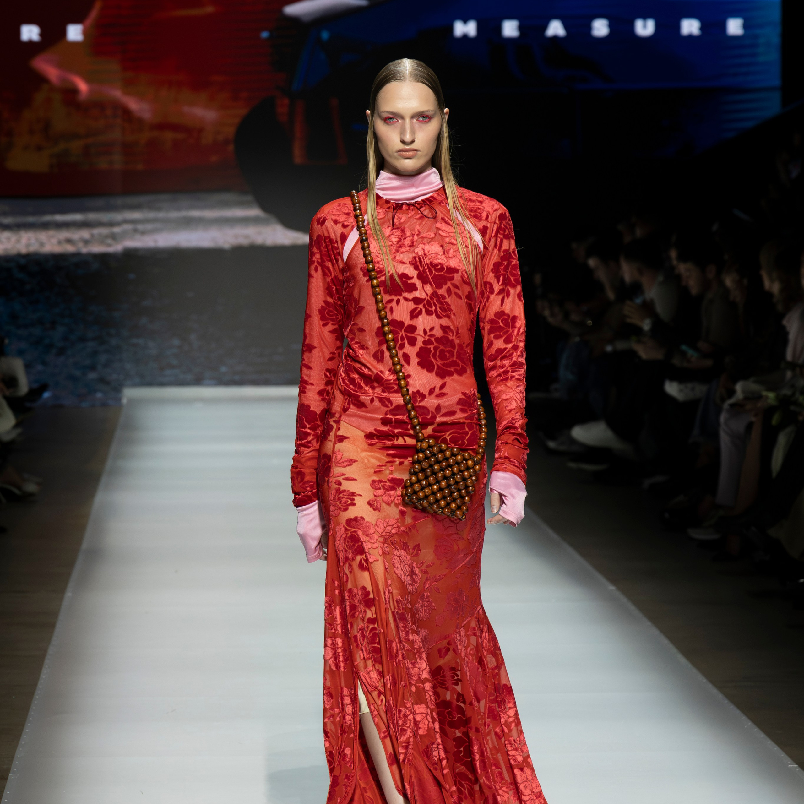 Московская неделя моды 2024 4 октября дизайнер Measure Махачкала