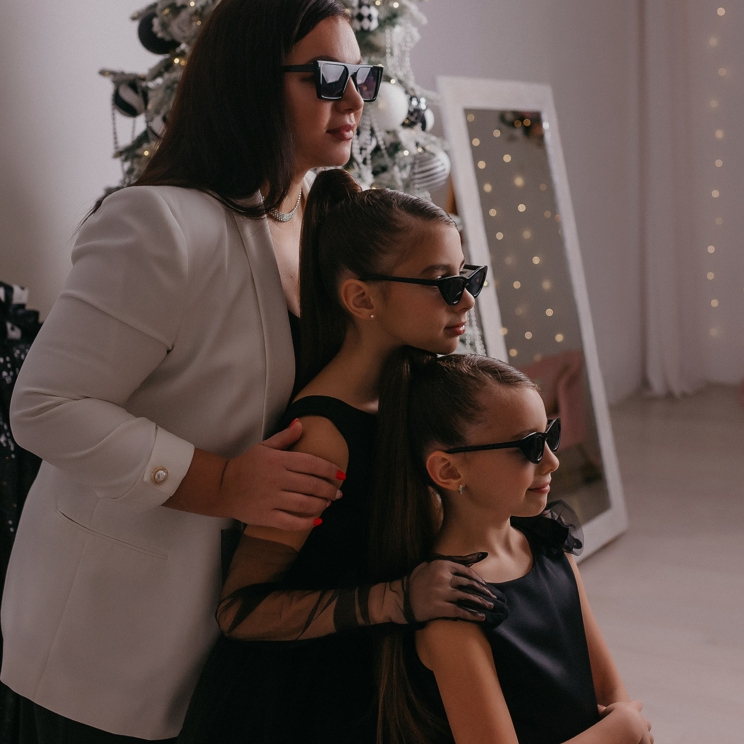 Девочки в чёрном