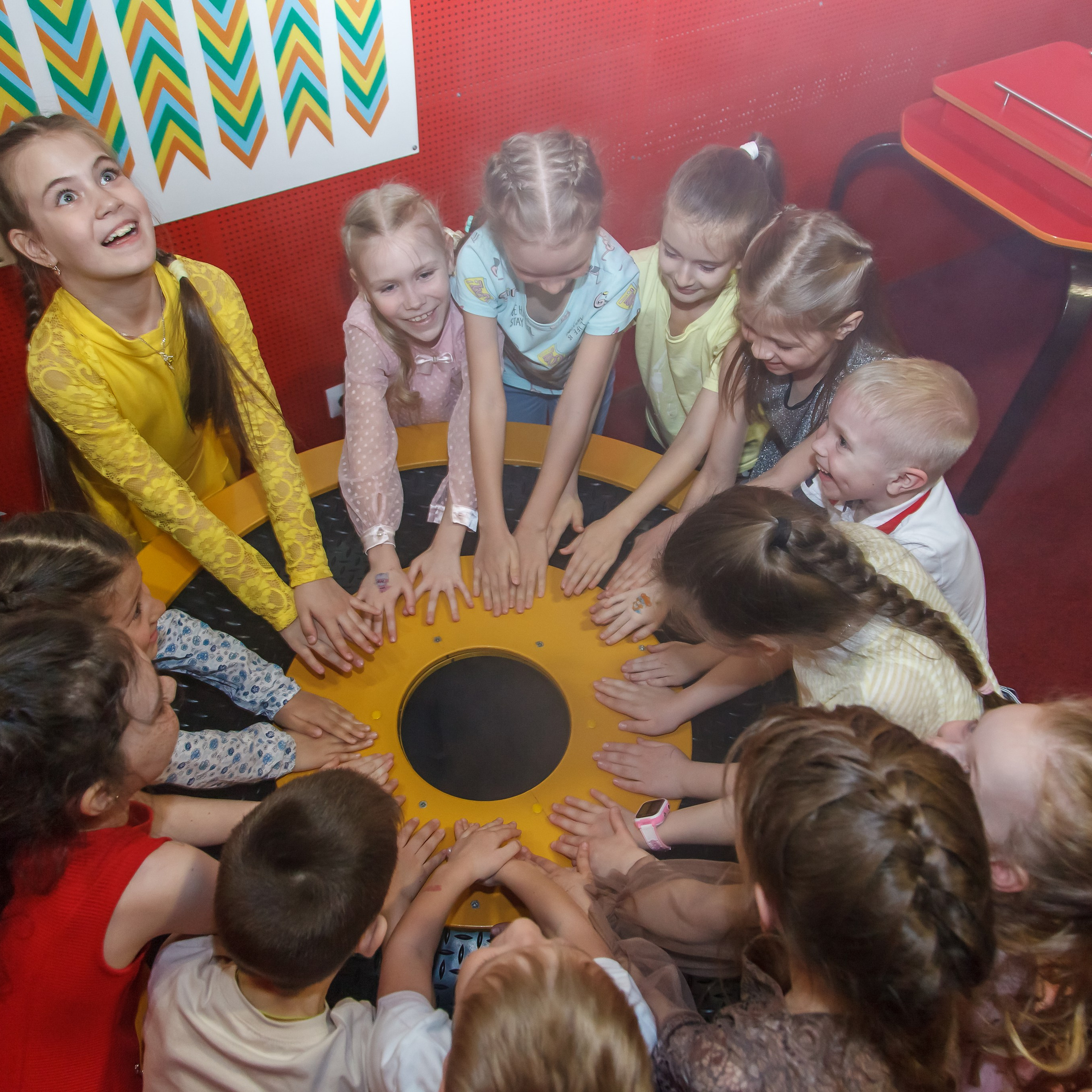 Детский и семейный фотограф в Красноярске Андрей Фетисов