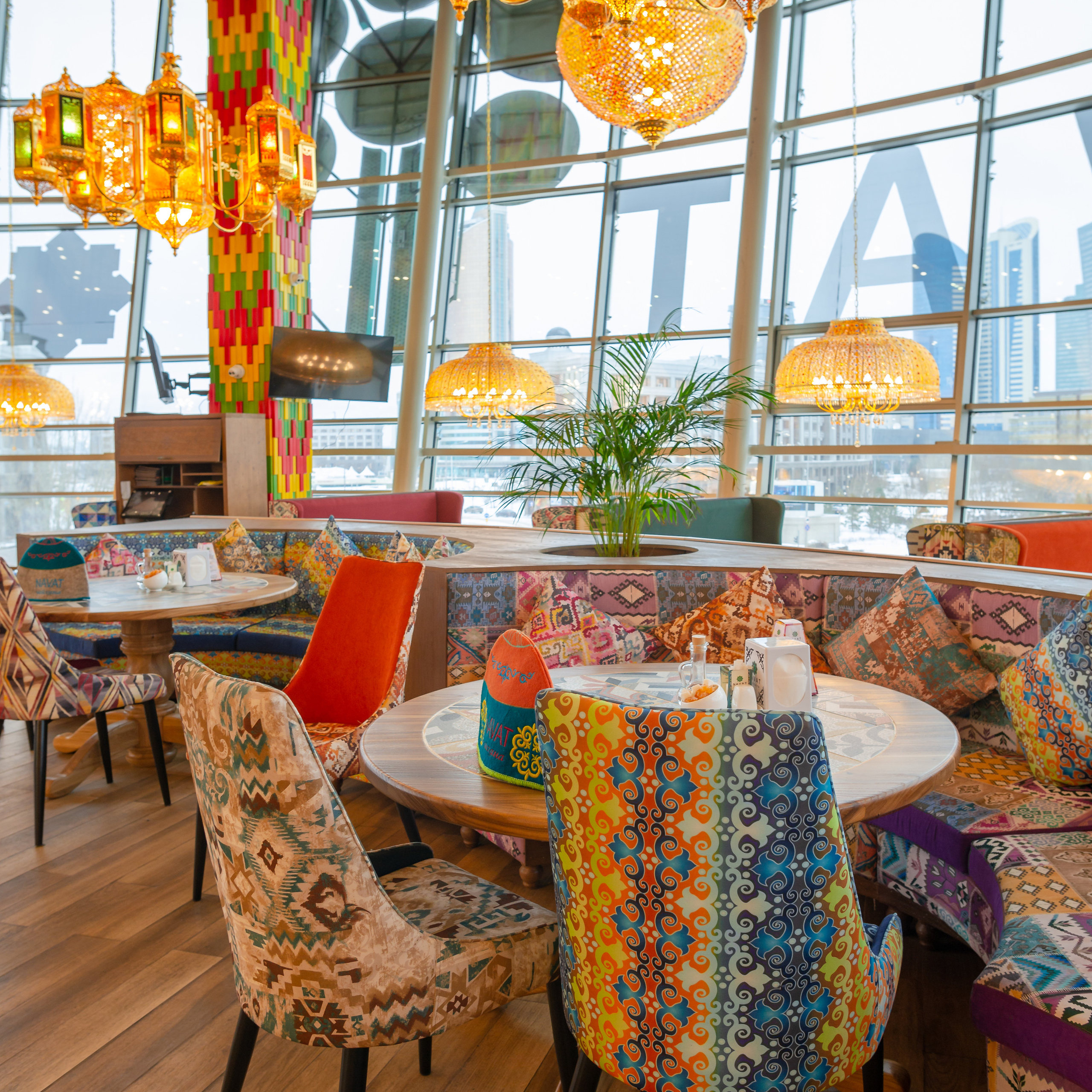 Интерьерная съемка ресторана NAVAT в ТРЦ «Asia Park»