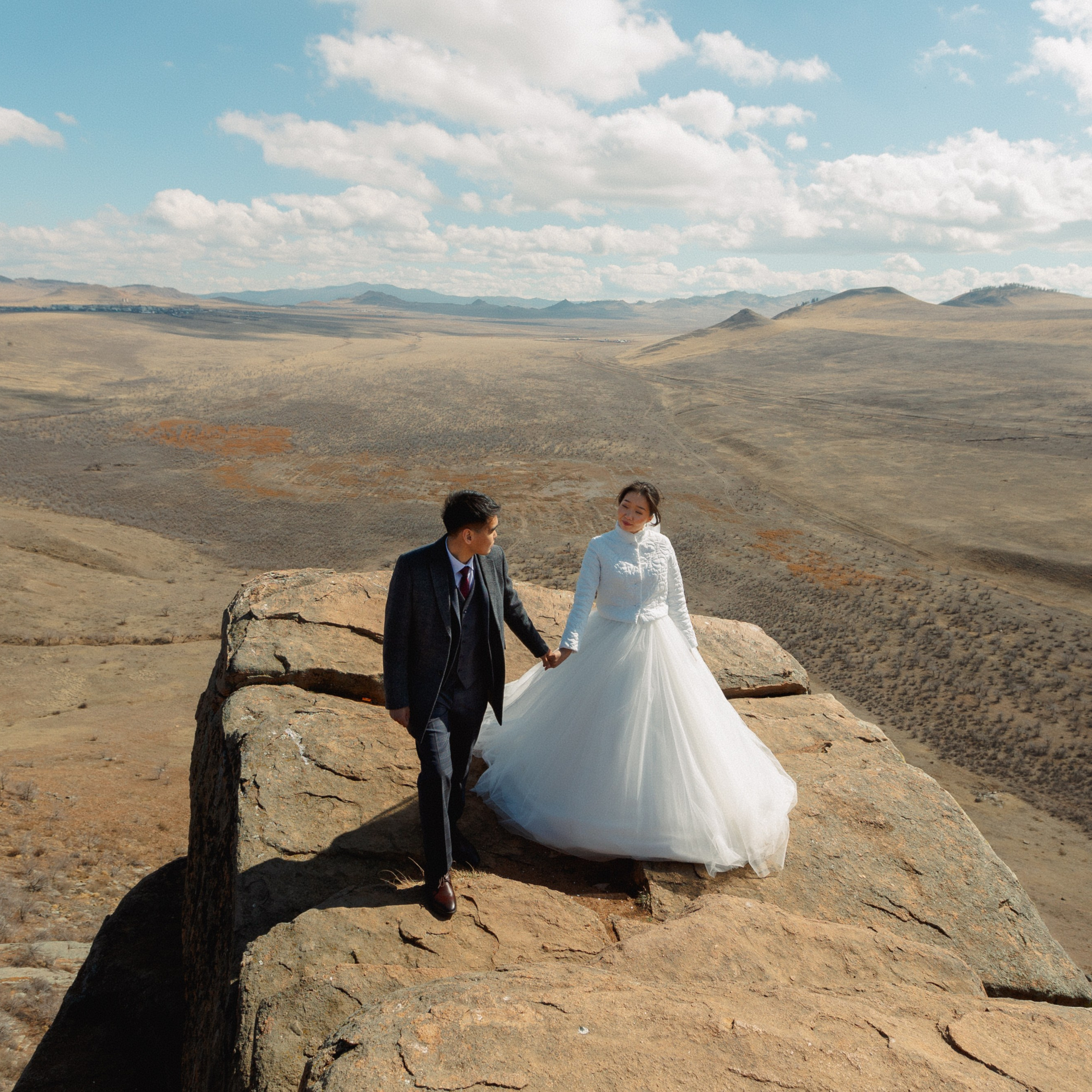 Аюр и Адьяна