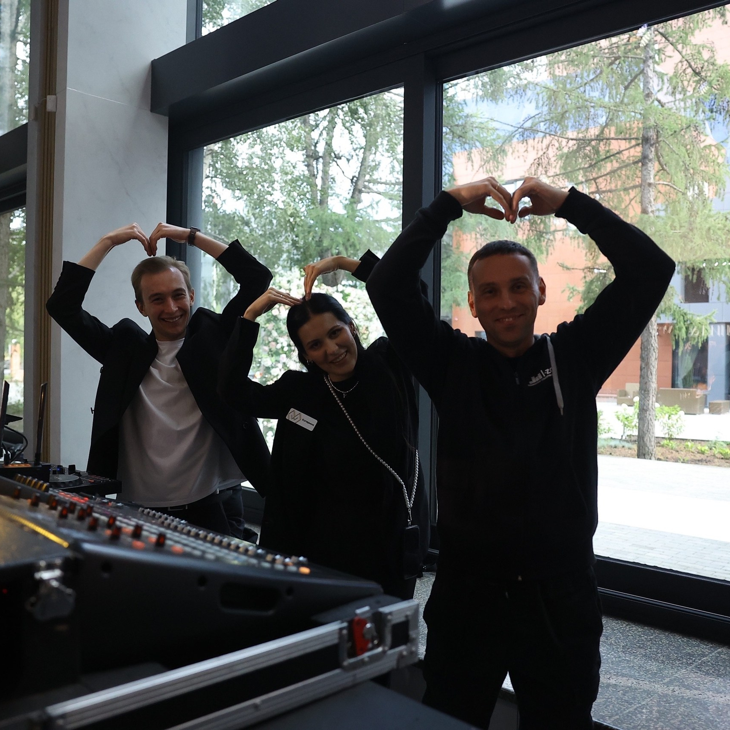 ОБО МНЕ. Свадебный и индивидуальный фотограф в Челябинске Евгения Негодяева