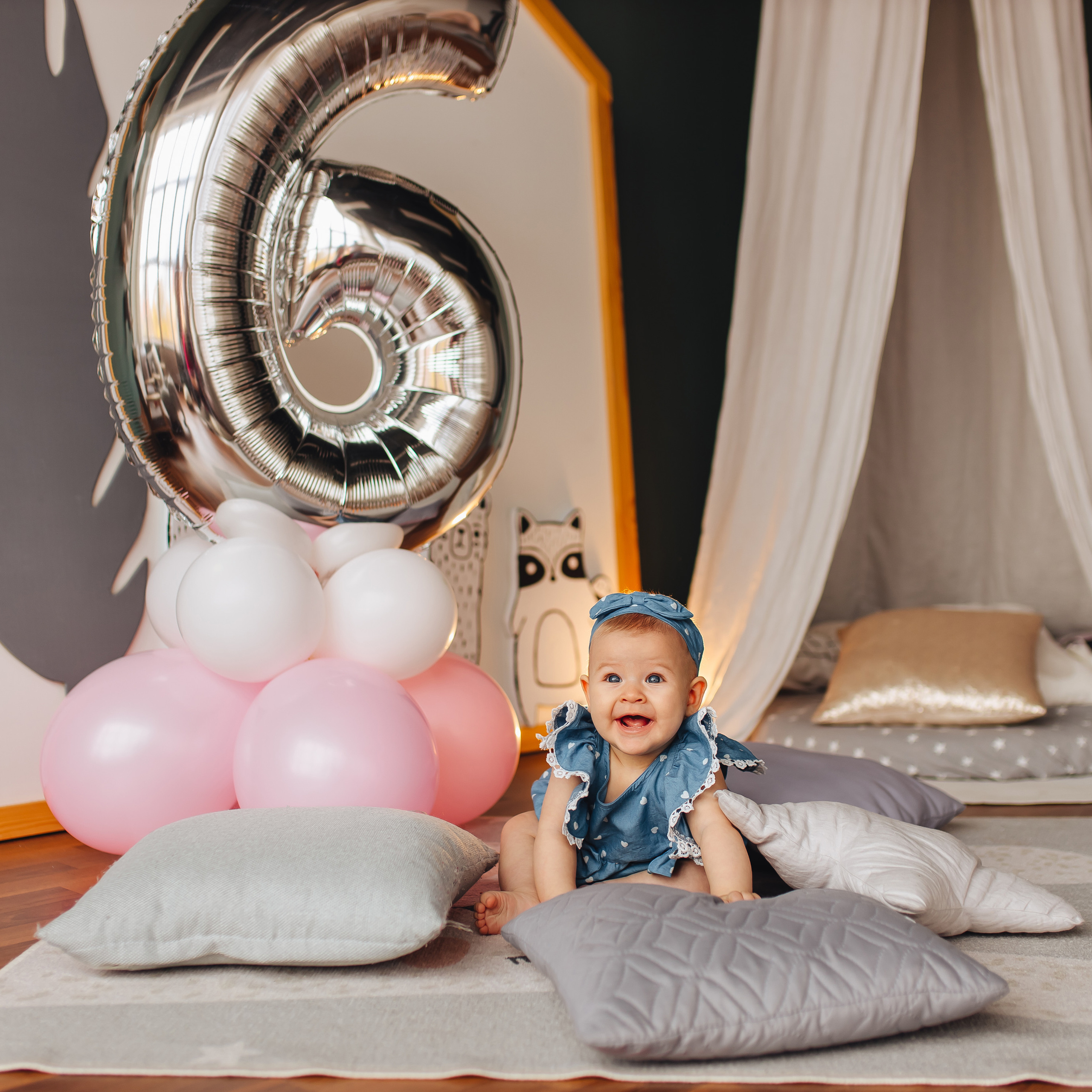 Отмечаем 6 месяцев