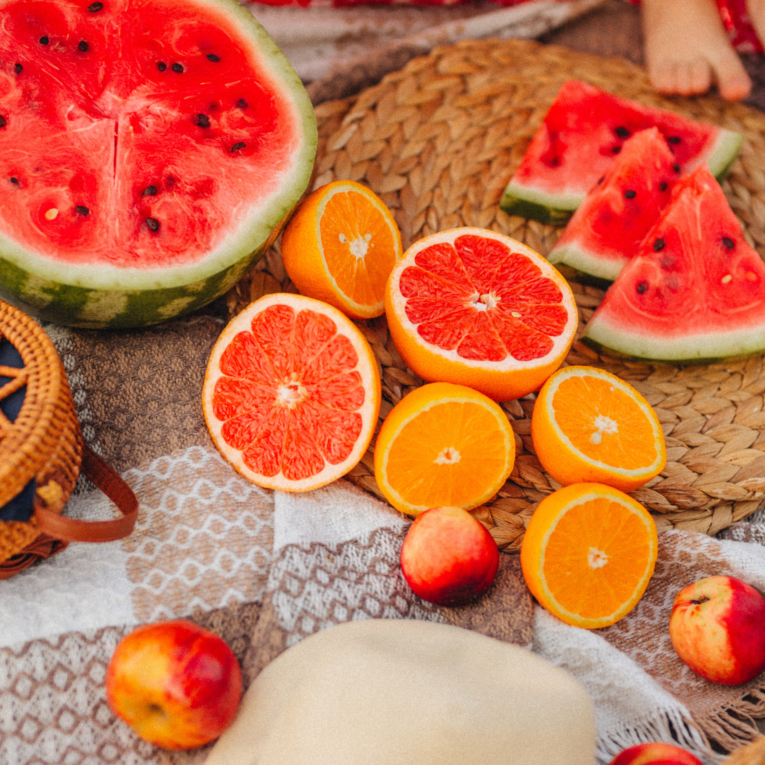 Леша, Лена и Варенька