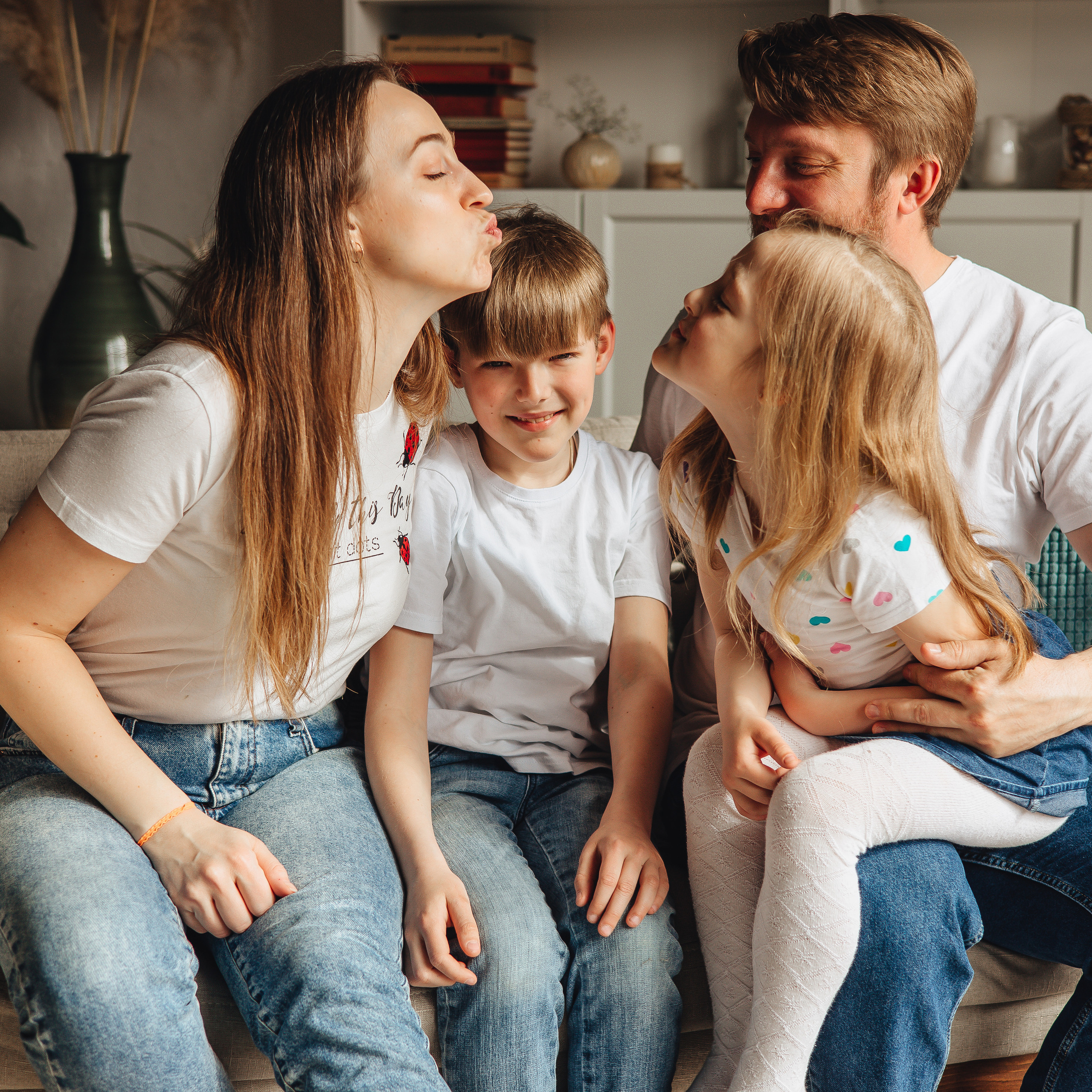 Сережа, Наташа, Савелий и Дана