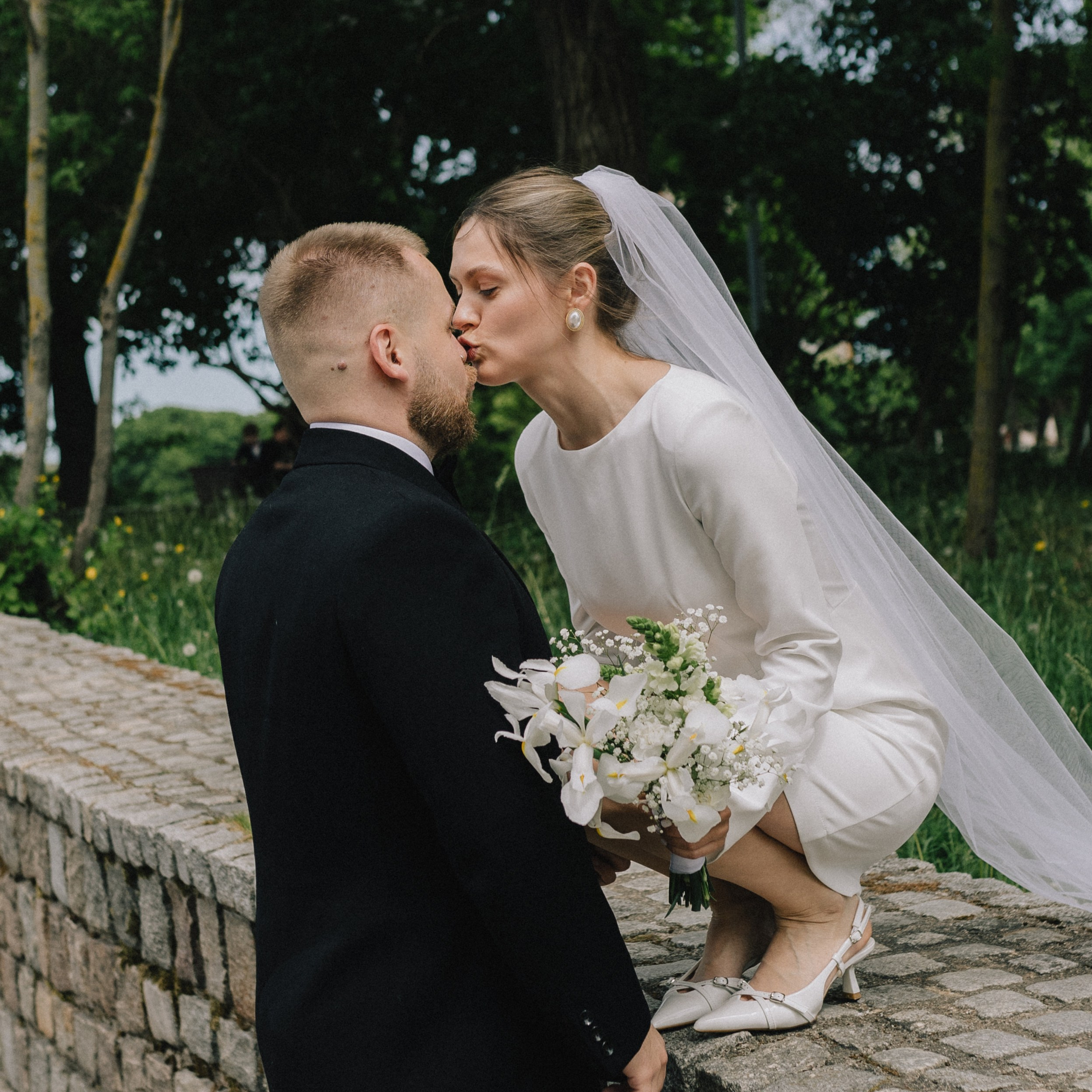 Прогулка перед ЗАГСом
