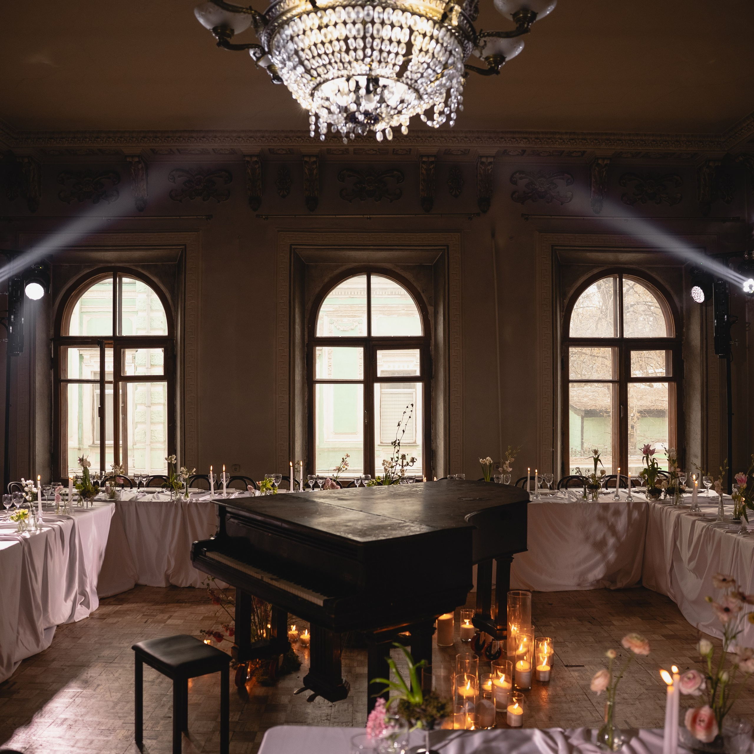 Весна в&nbsp;Москве (серия собирается)