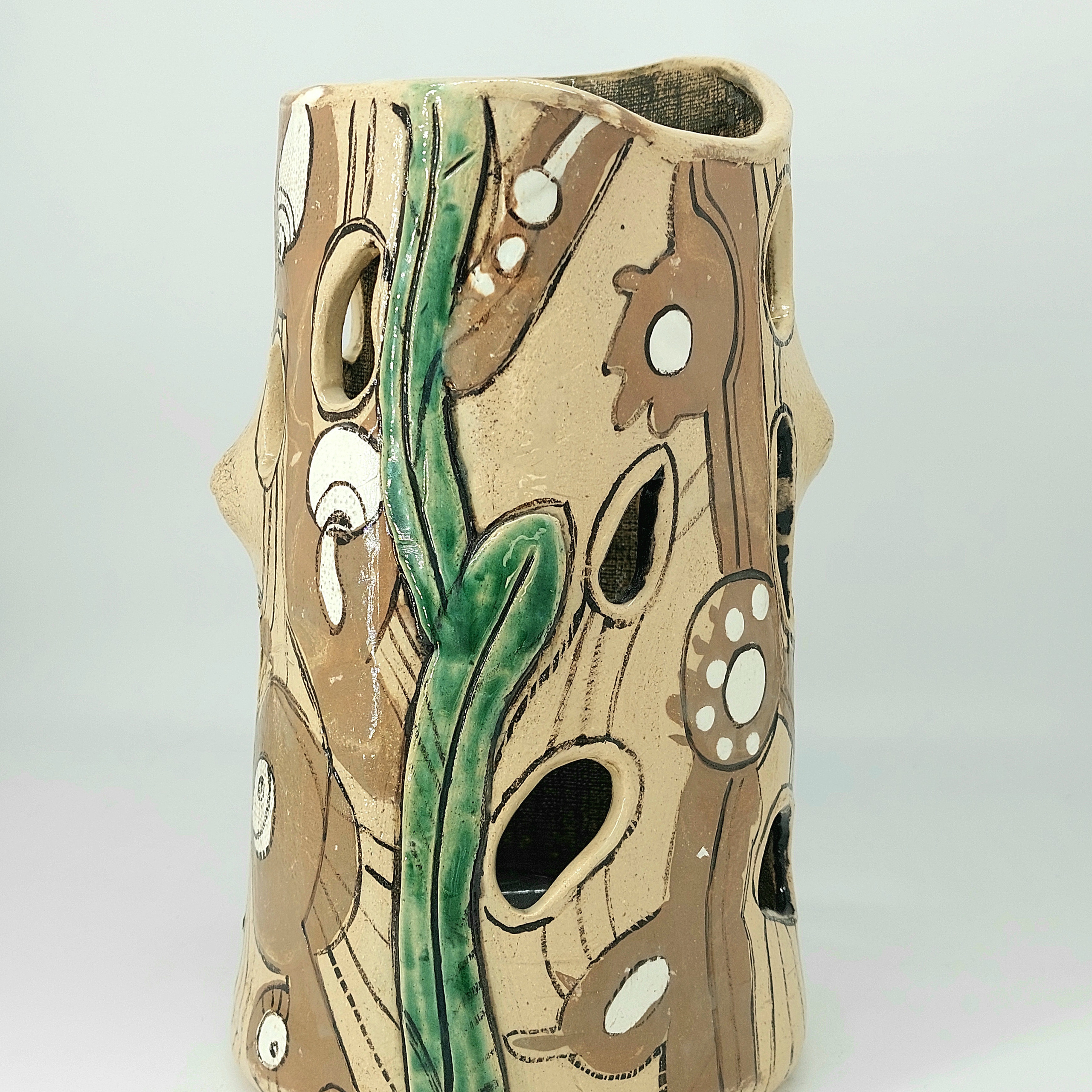 Ваза прорезная «Росток»