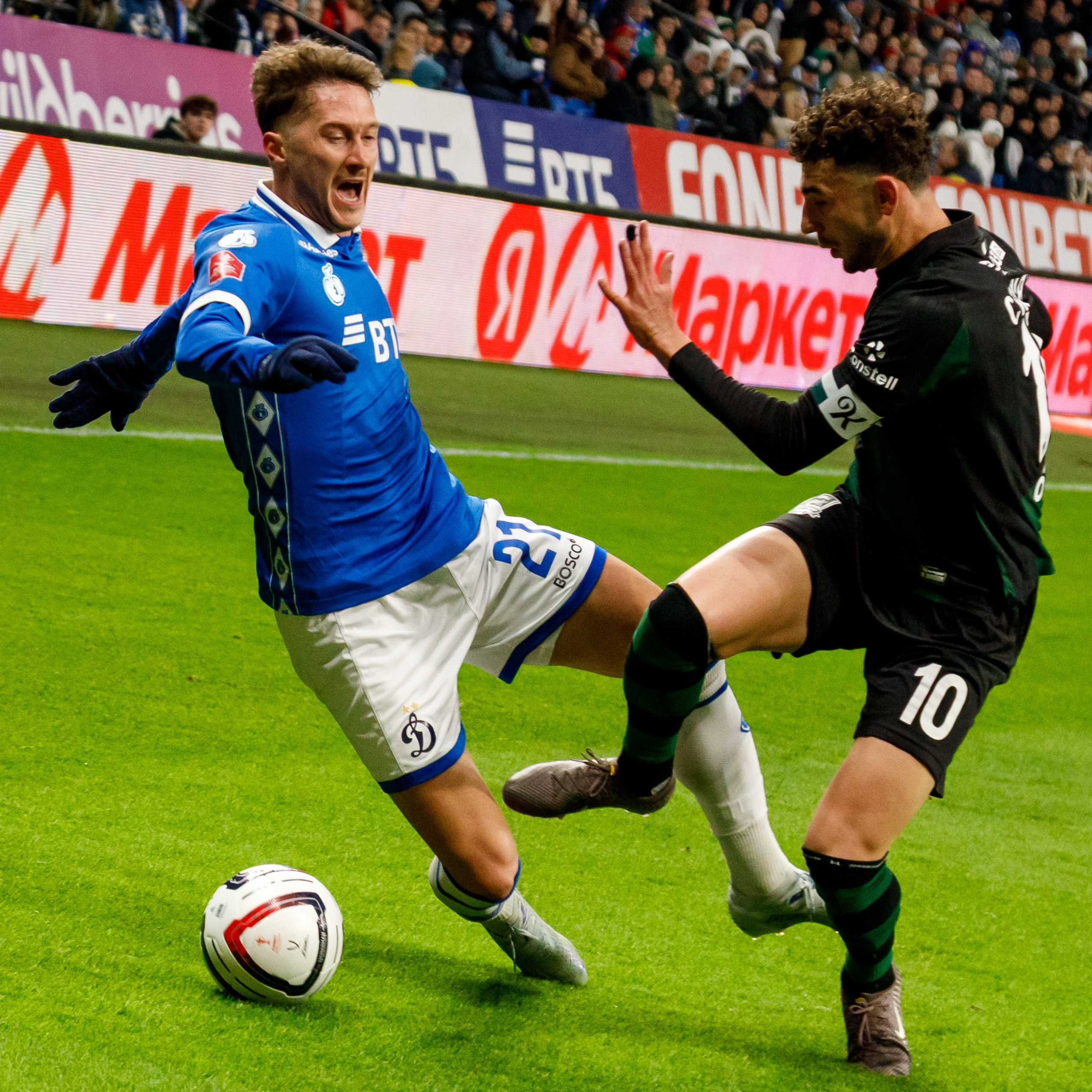 Фоторепортажи футбольных матчей. Футбольный фотограф Михаил Тоцкий. Михаил Тоцкий портретный и репортажный фотограф в Москве