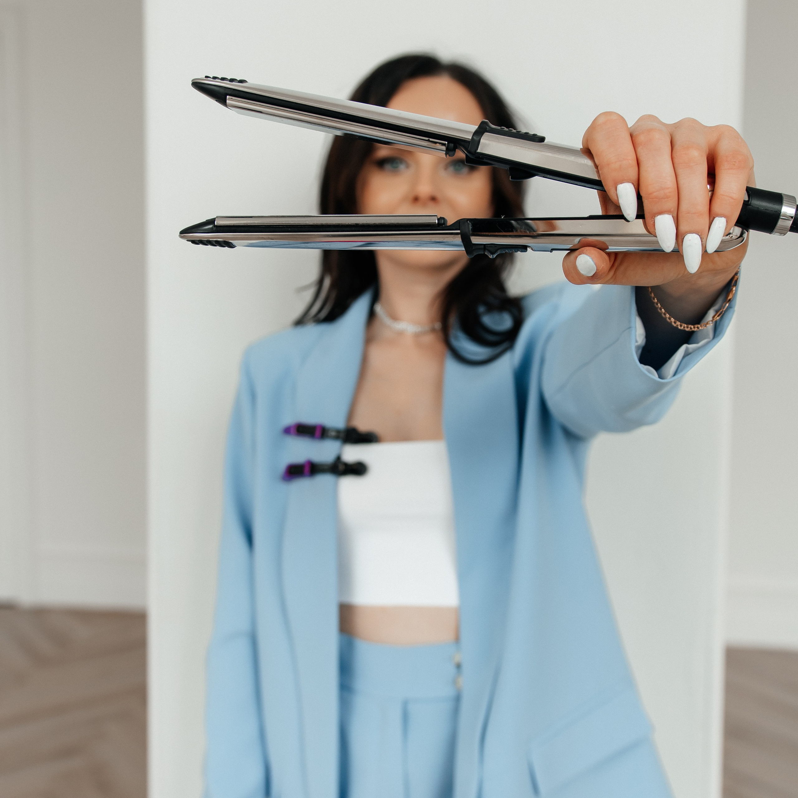 Мастер по прическам