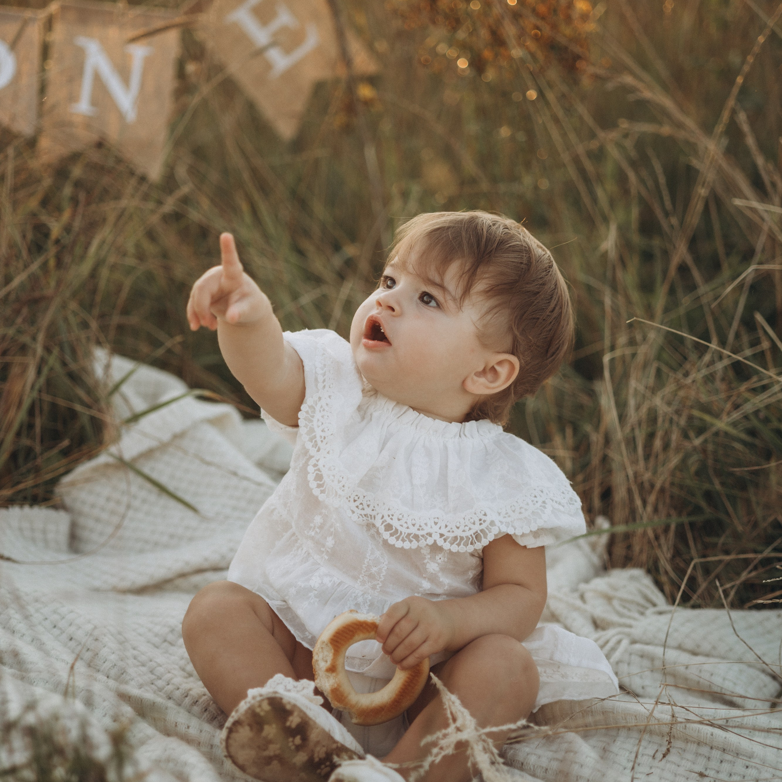 Один годик Анюте 🌾