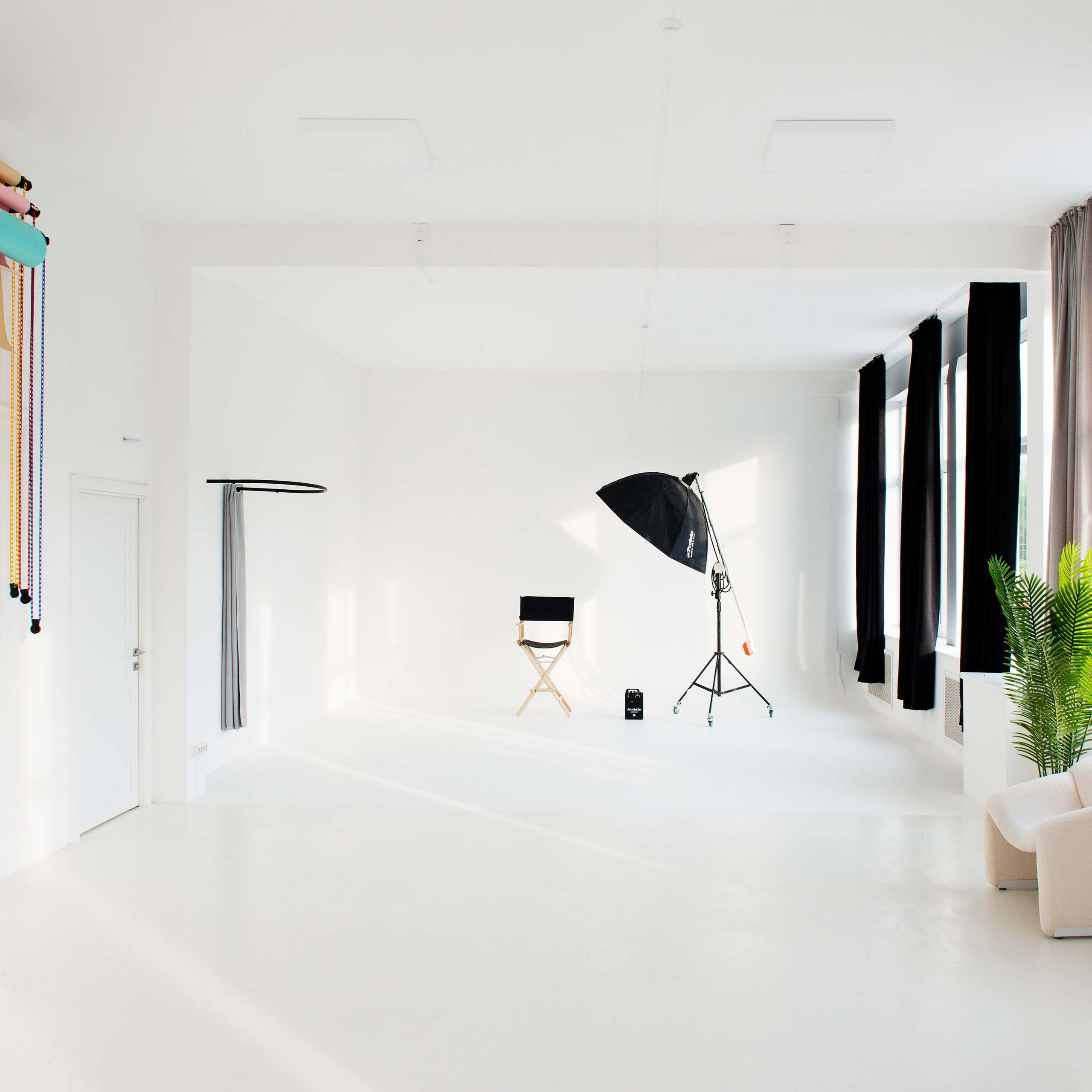 Фотостудия Чебоксары. Циклорама, интерьер и предметный зал. Profoto