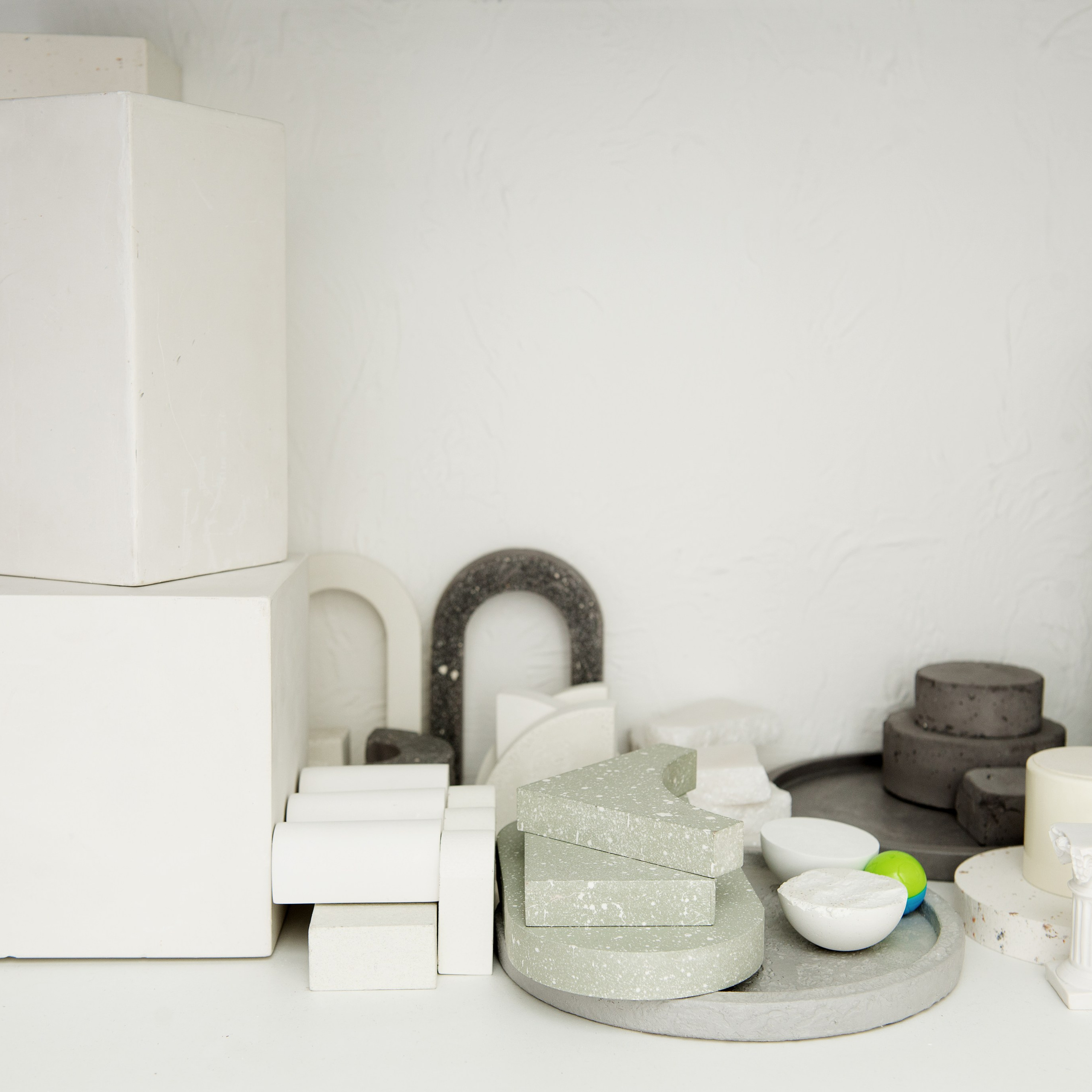 Фотостудия Чебоксары. Циклорама, интерьер и предметный зал. Profoto