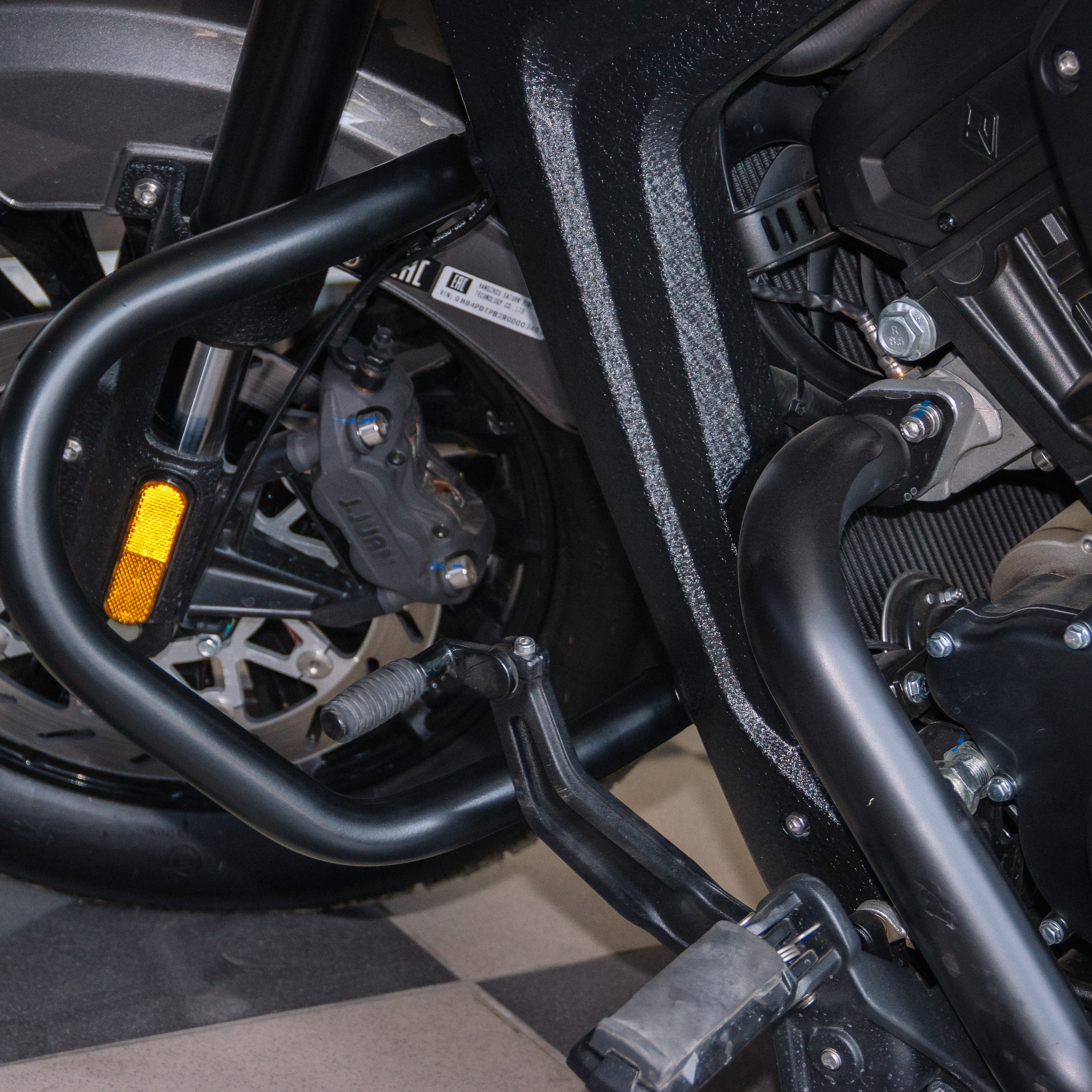 Benda DarkFlag 500v4