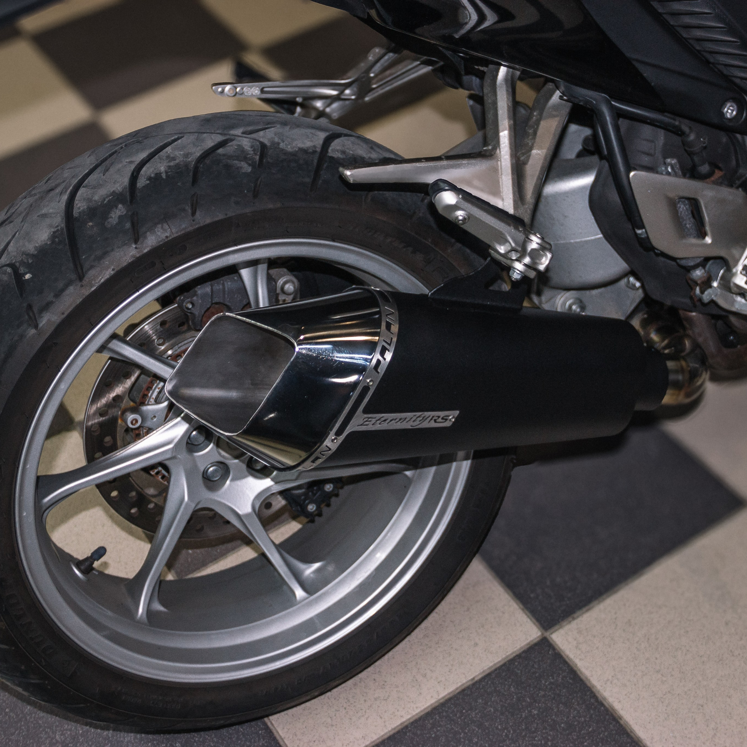 Honda VFR 1200 f muffler custom