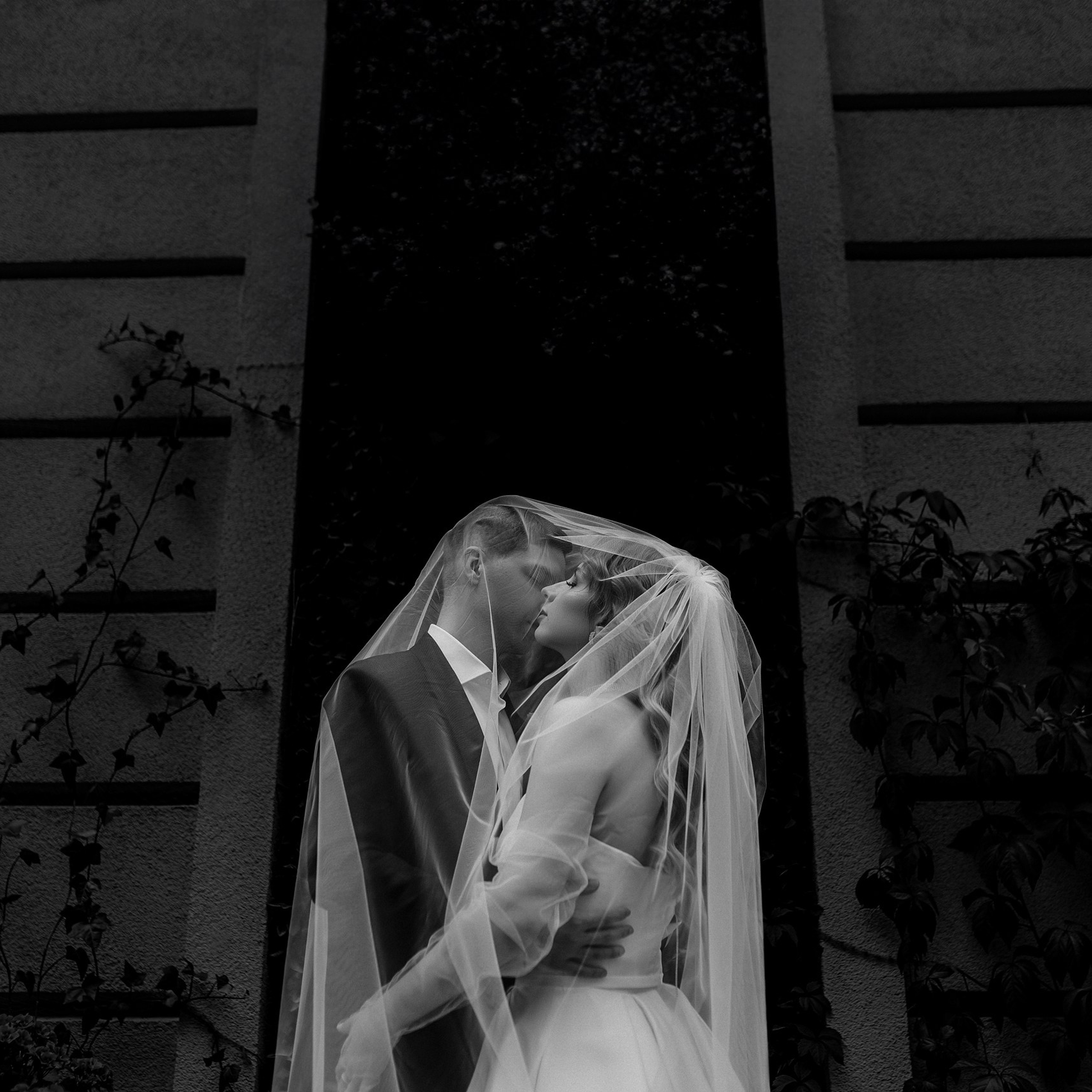 Служебный роман