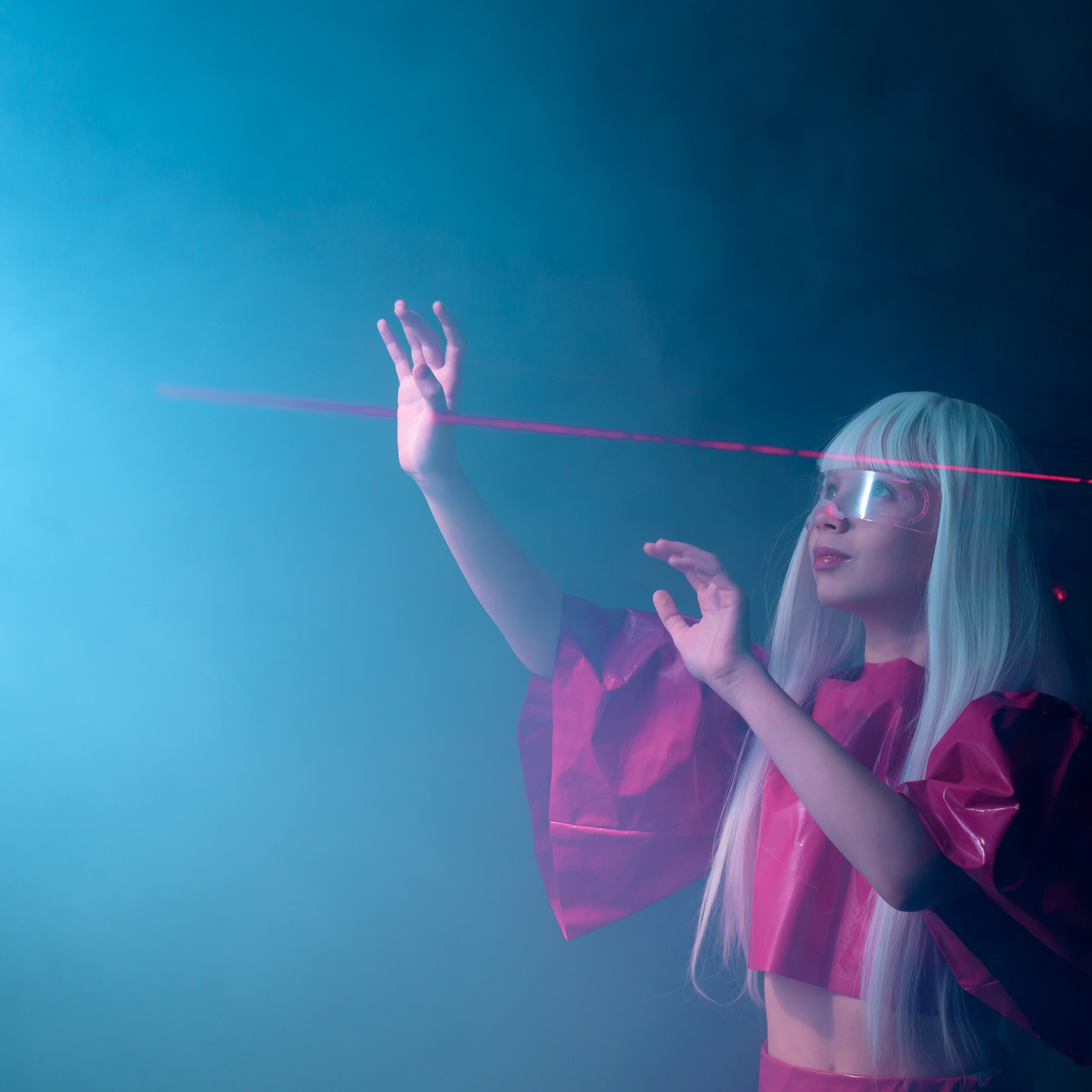 Иванна съемка с лазером. Фотографы в Орле Шестопаловы Юлия и Юрий