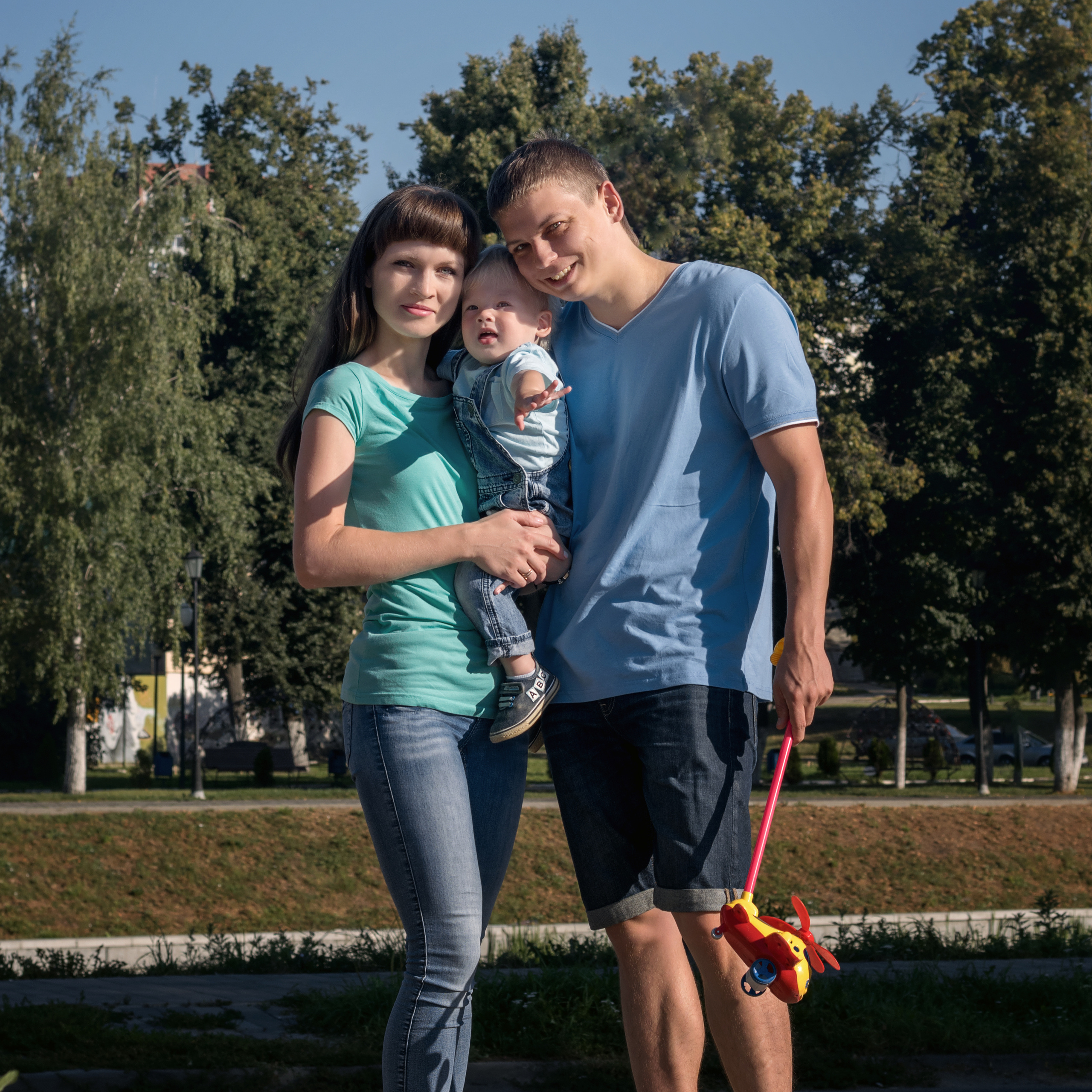 Семейная фотосессия дома и на улице. Фотографы в Орле Шестопаловы Юлия и Юрий