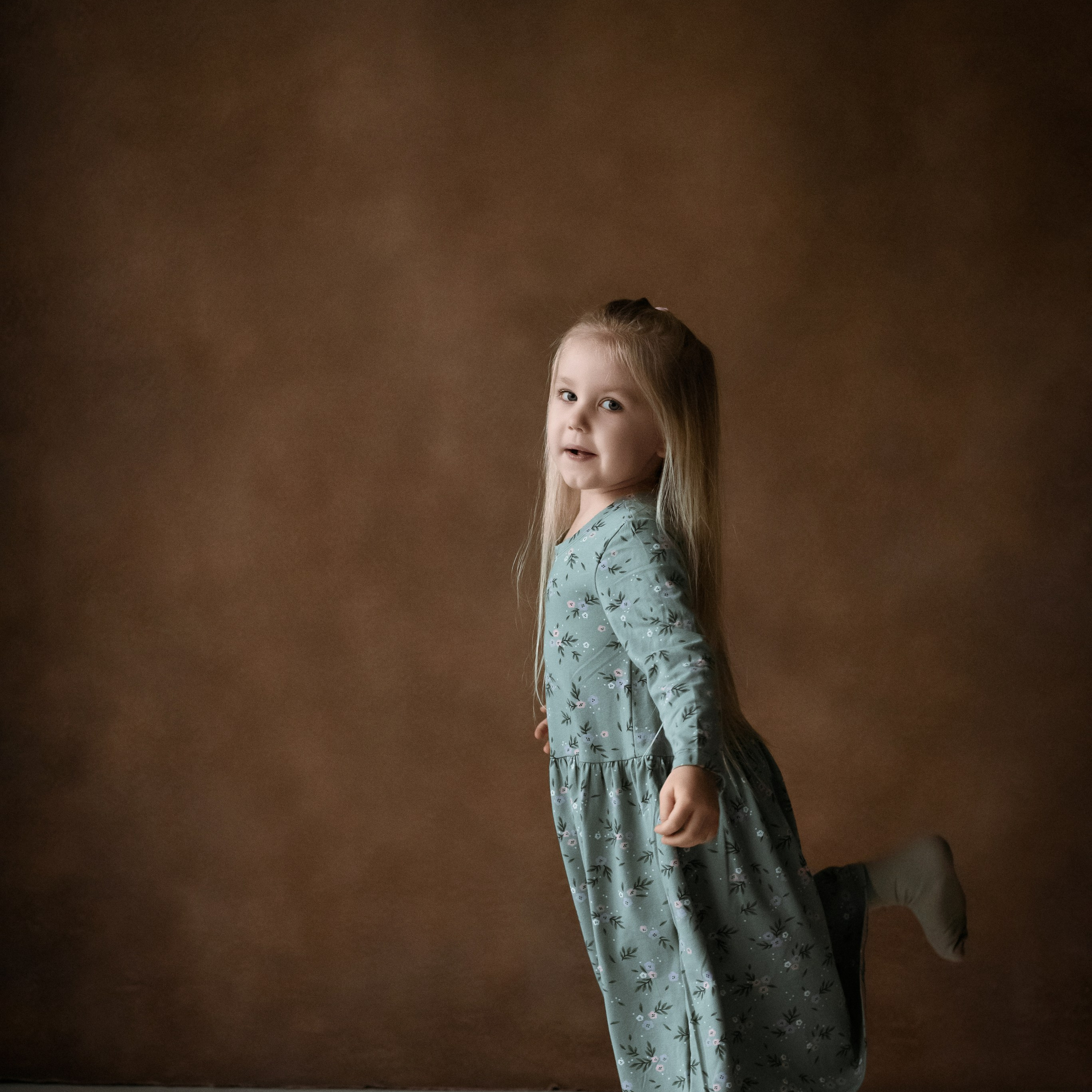 Катерина, Алексей, Василиса и Дана. Фотографы в Орле Шестопаловы Юлия и Юрий