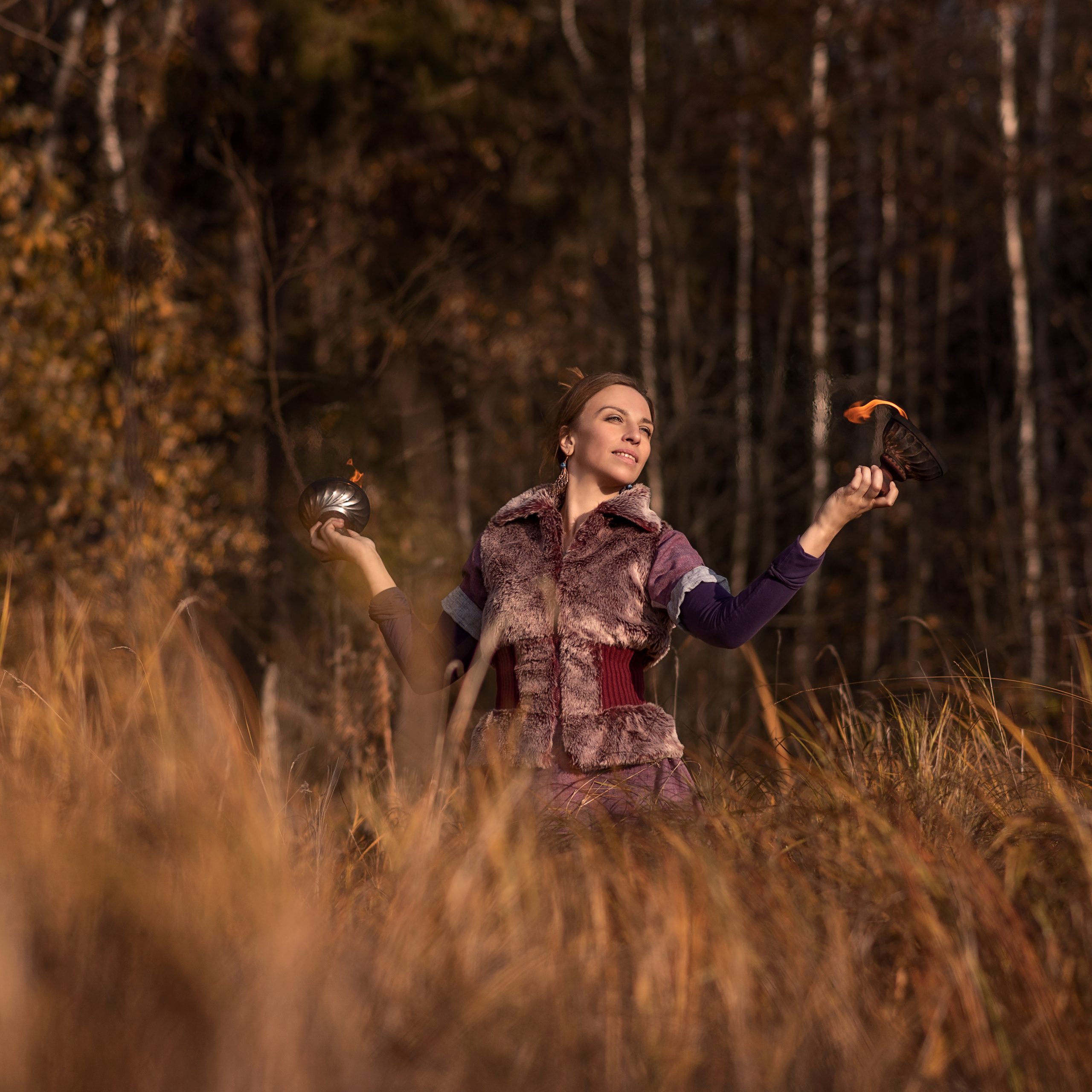 Ира фотосессия с огнем на Гатчине. Фотографы в Орле Шестопаловы Юлия и Юрий