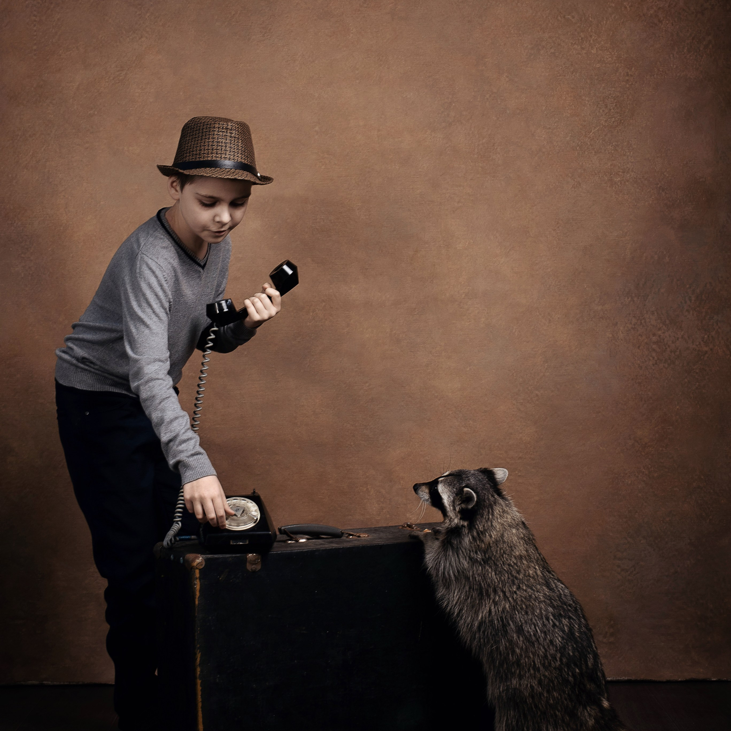 Фотосессия с енотом