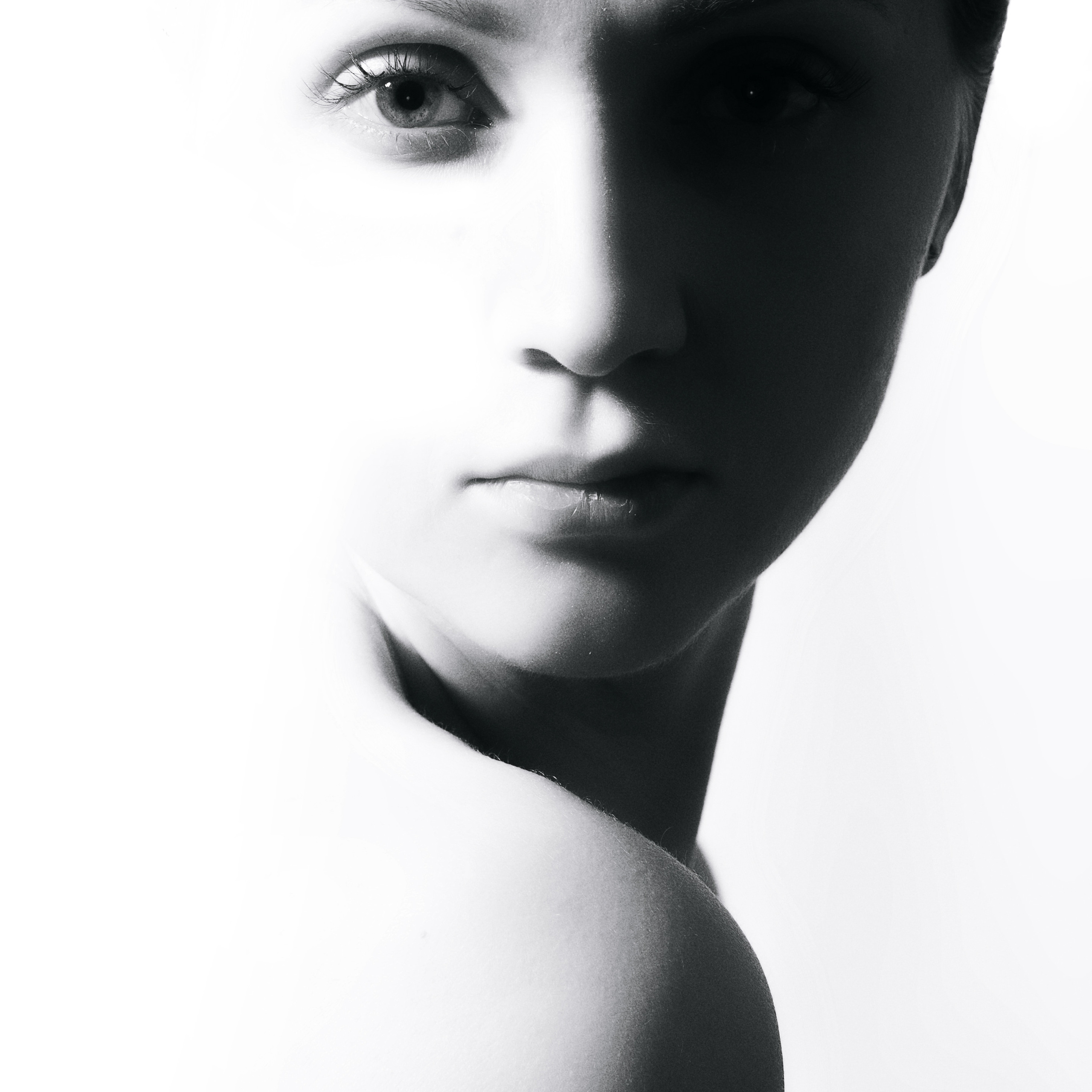 Черно-белые фотографии. Фотографы в Орле Шестопаловы Юлия и Юрий