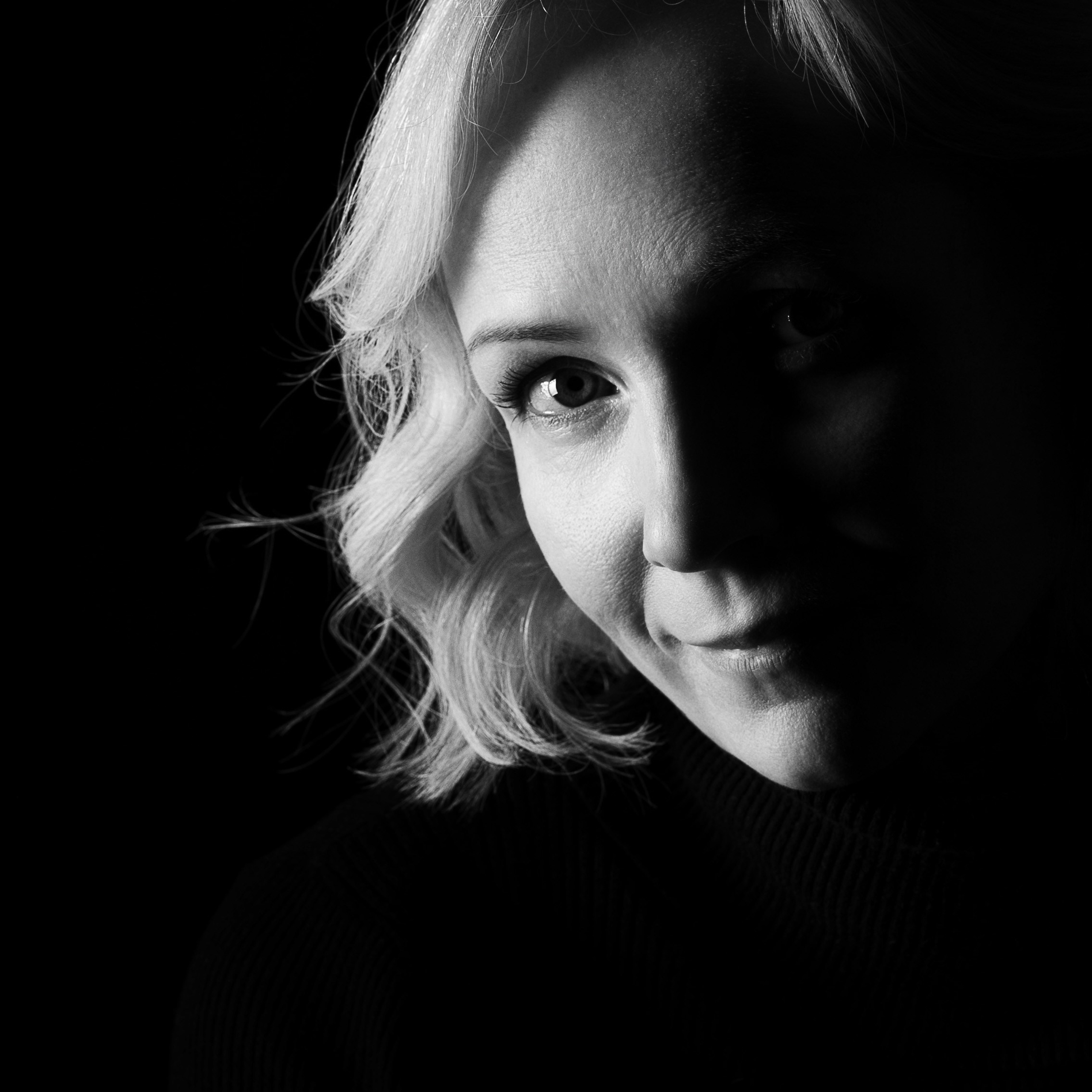 Евгения ч/б съемка. Фотографы в Орле Шестопаловы Юлия и Юрий