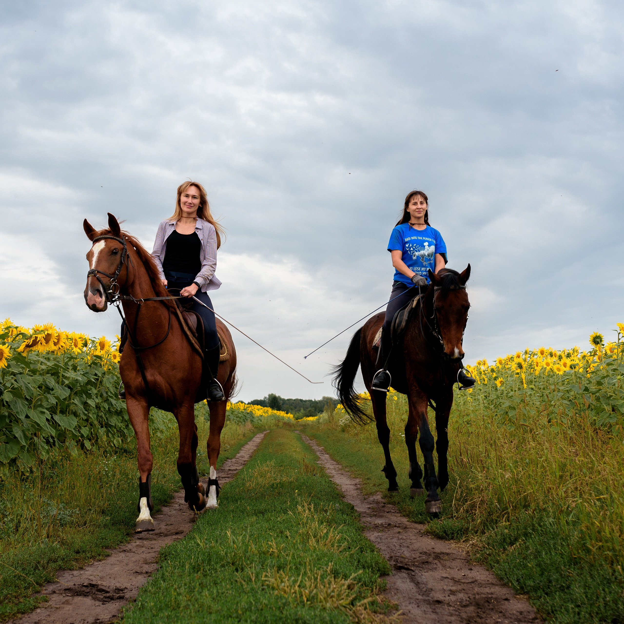 Лена и Юлия